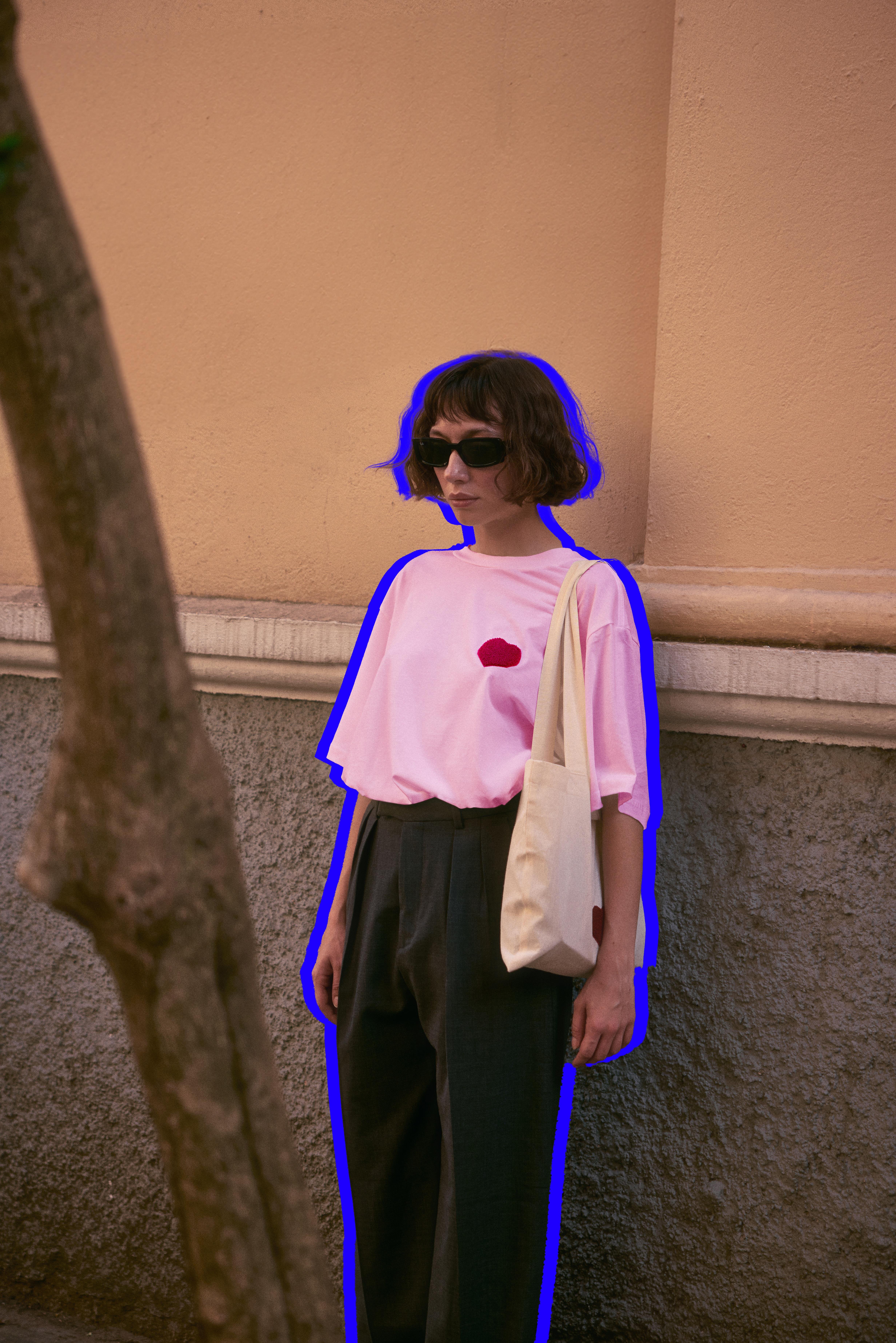 Zeynep Tosun x TEGV Nakışlı T-Shirt (M-L Beden)
