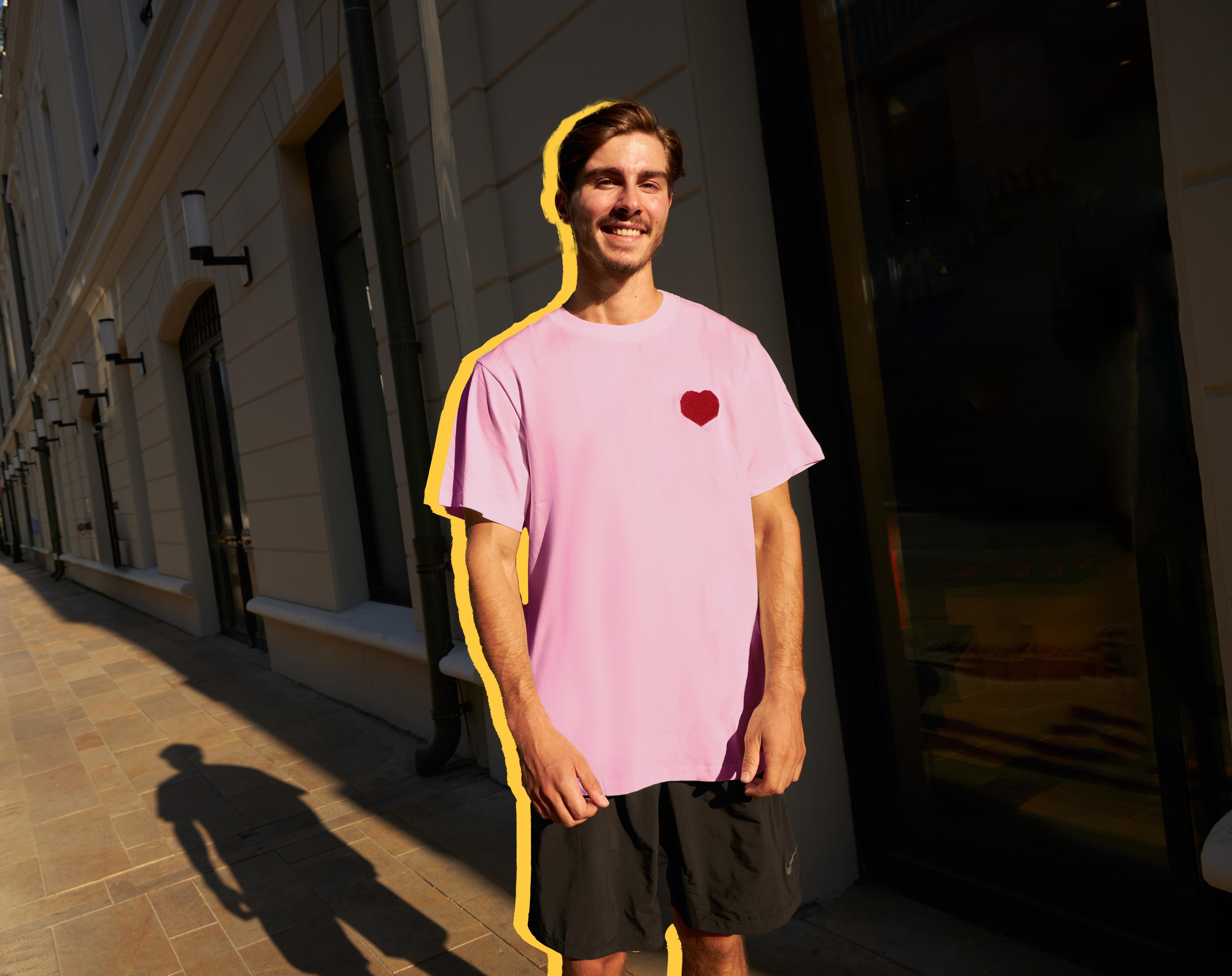 Zeynep Tosun x TEGV Nakışlı T-Shirt (M-L Beden)
