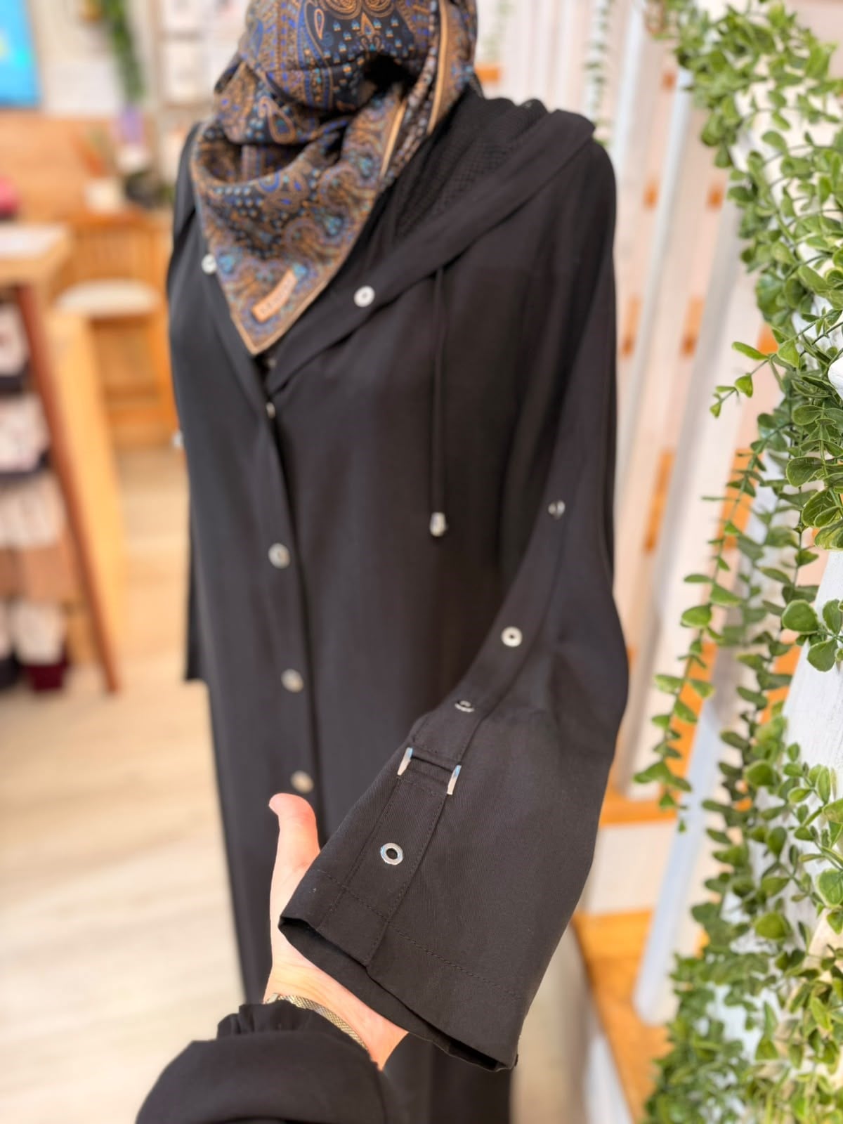 1705  SİYAH KAP ORHAN STORE