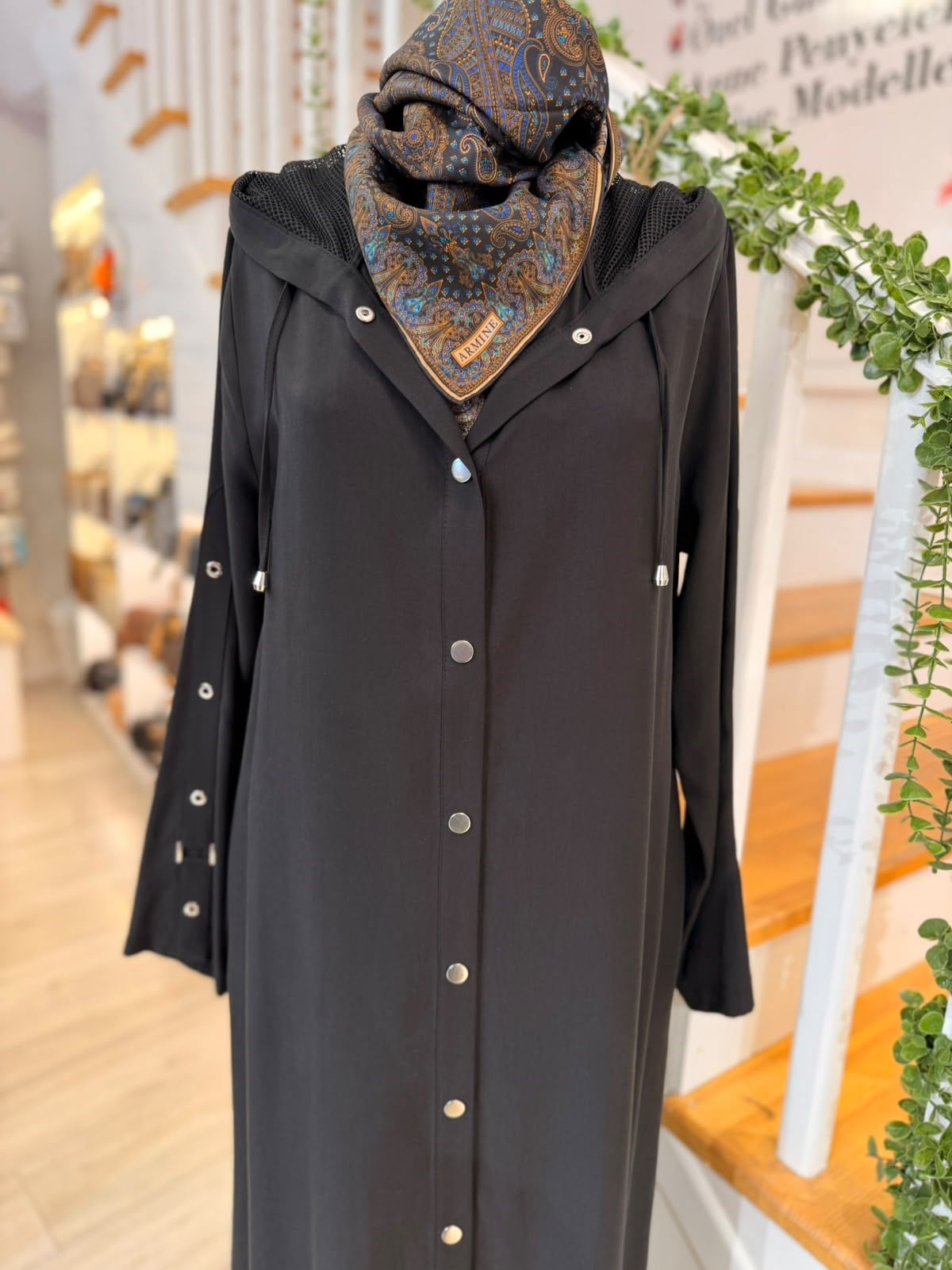 1705  SİYAH KAP ORHAN STORE