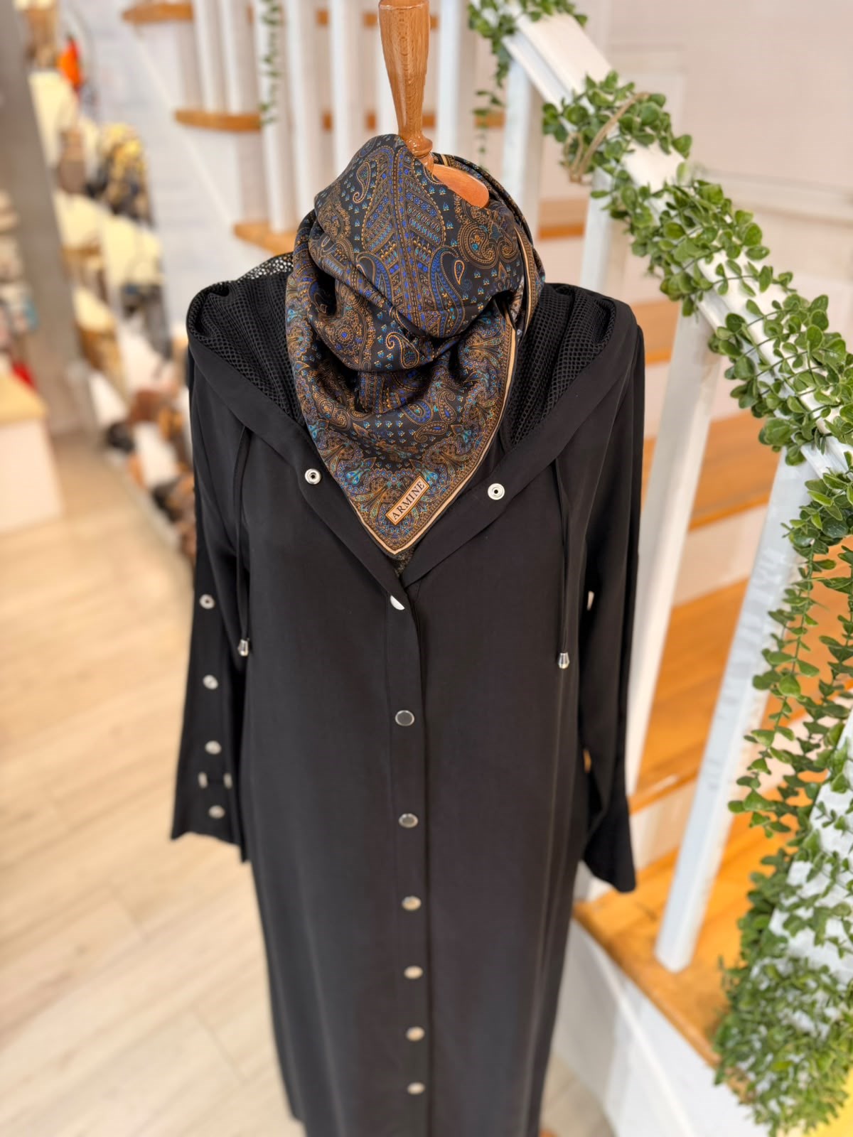 1705  SİYAH KAP ORHAN STORE
