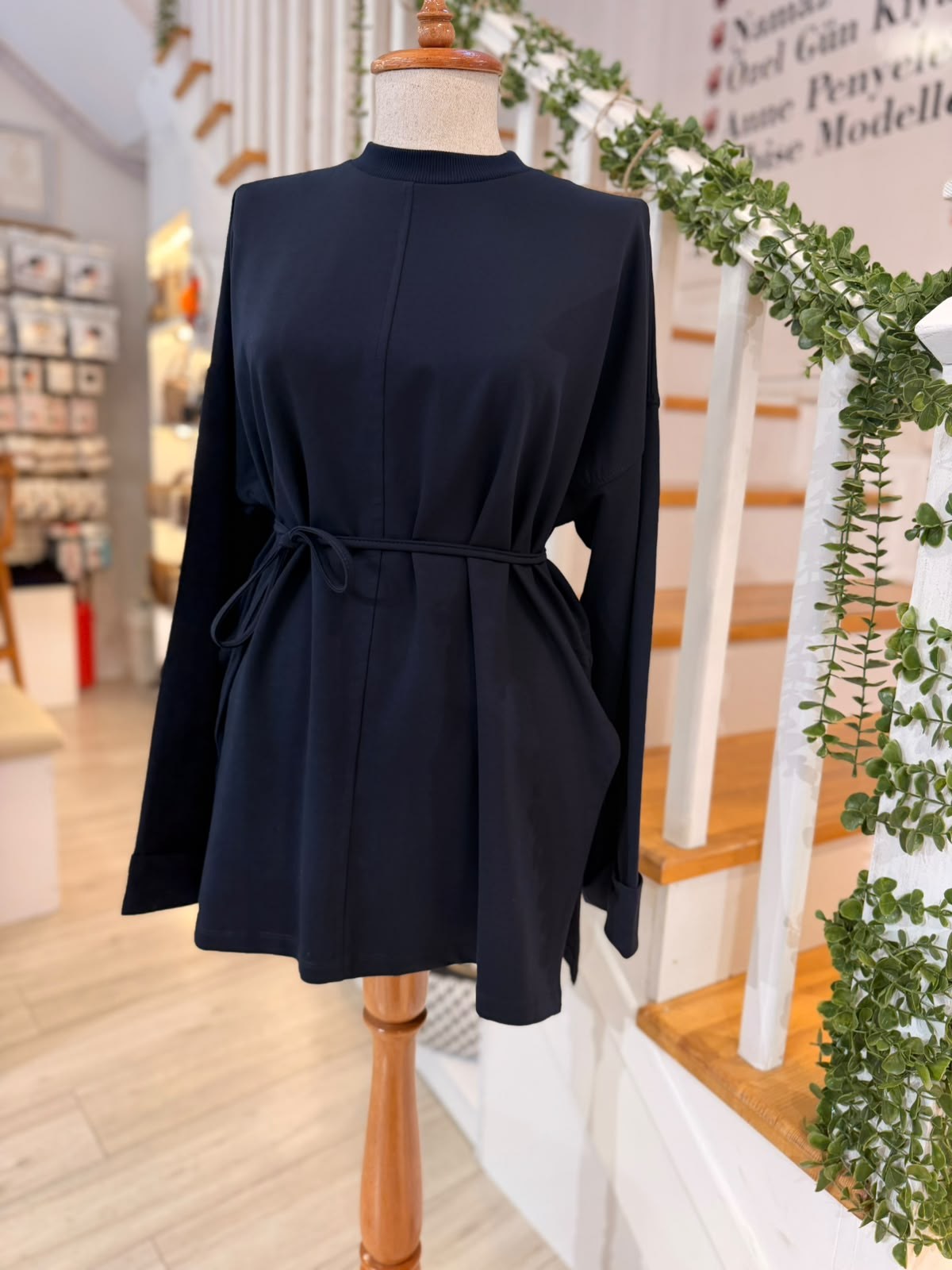 2755  LACİVERT DİKİŞ DETAYLI YIRTMAÇLI SWEATSHIRT