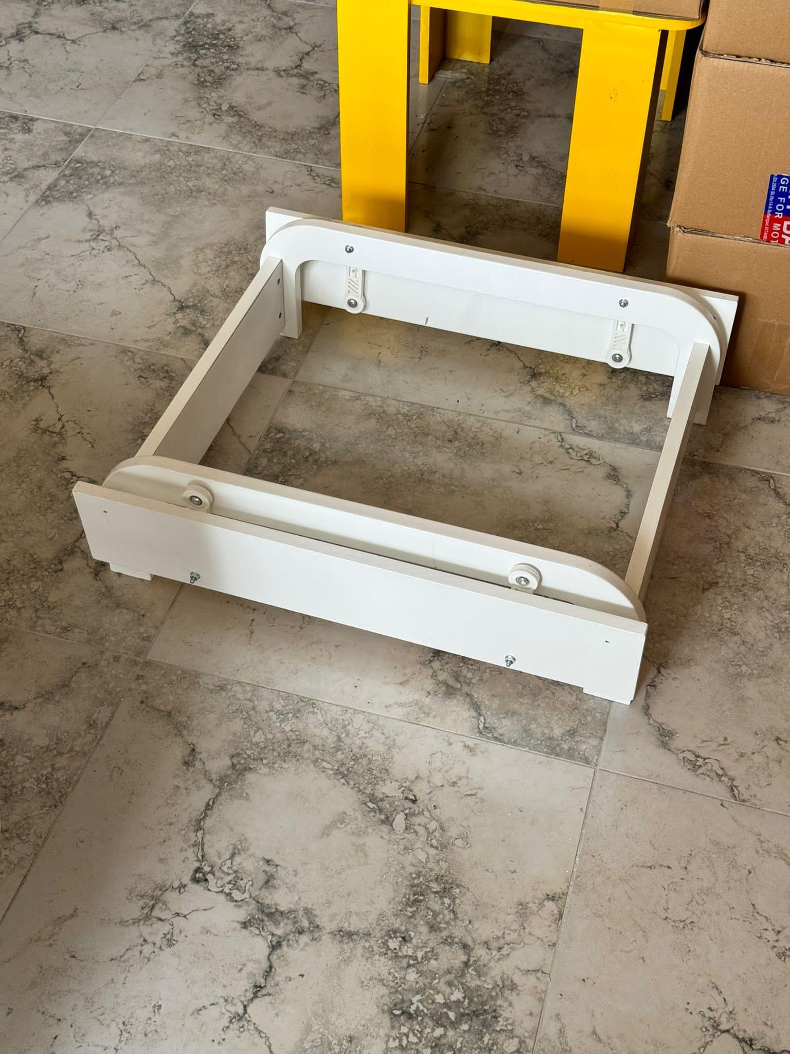 BÜYÜYEN BEŞİK SALLAMA APARATI