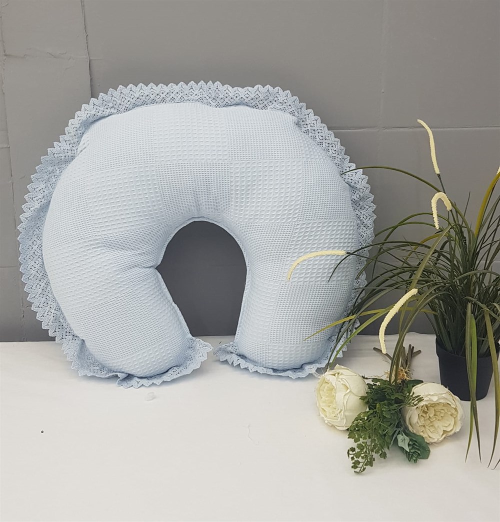 MAVİ PİKE DANTELLİ EMZİRME MİNDERİ