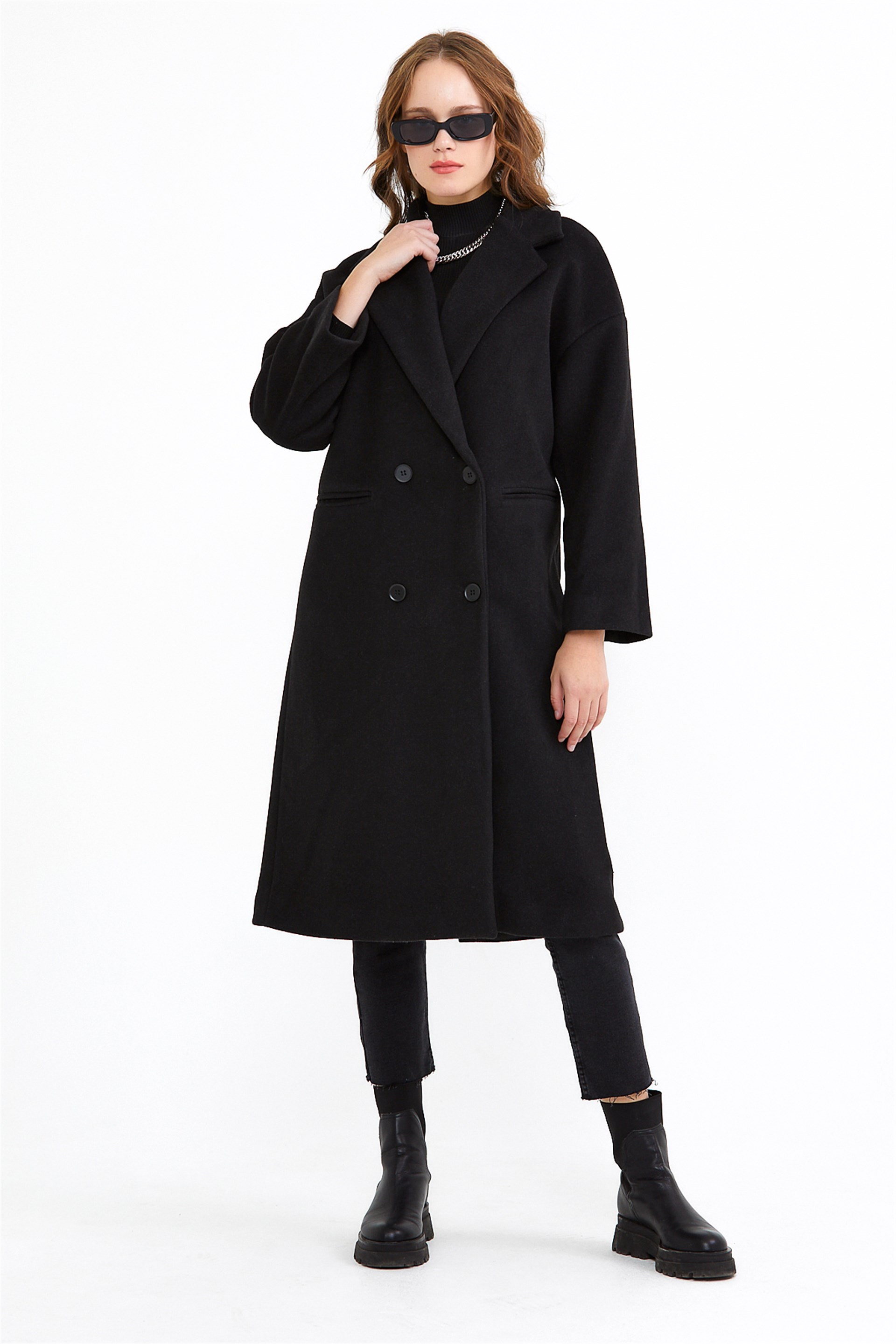 Oversize Siyah Yün Kaban