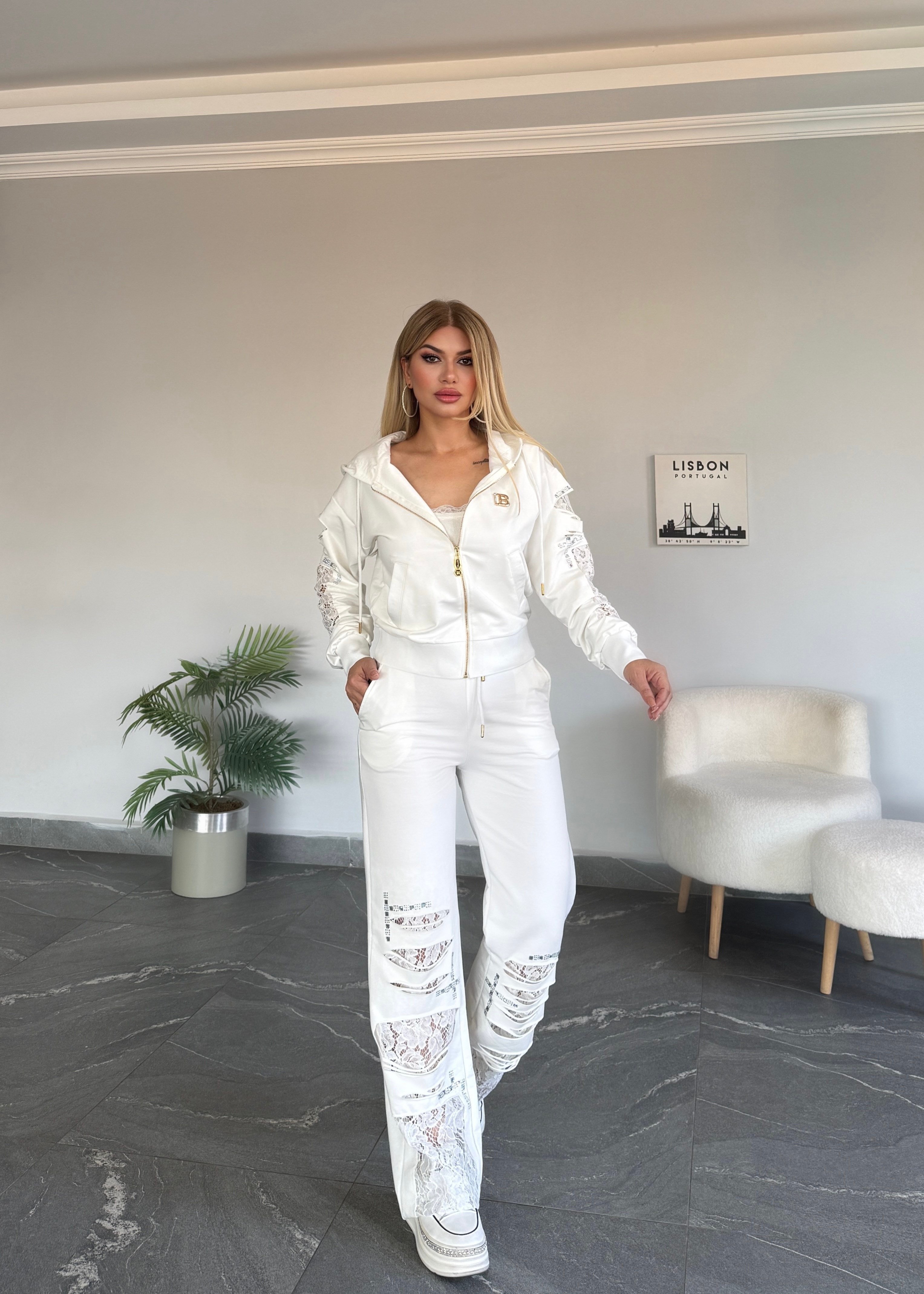 BB Dantelli Taşlı takım beyaz 