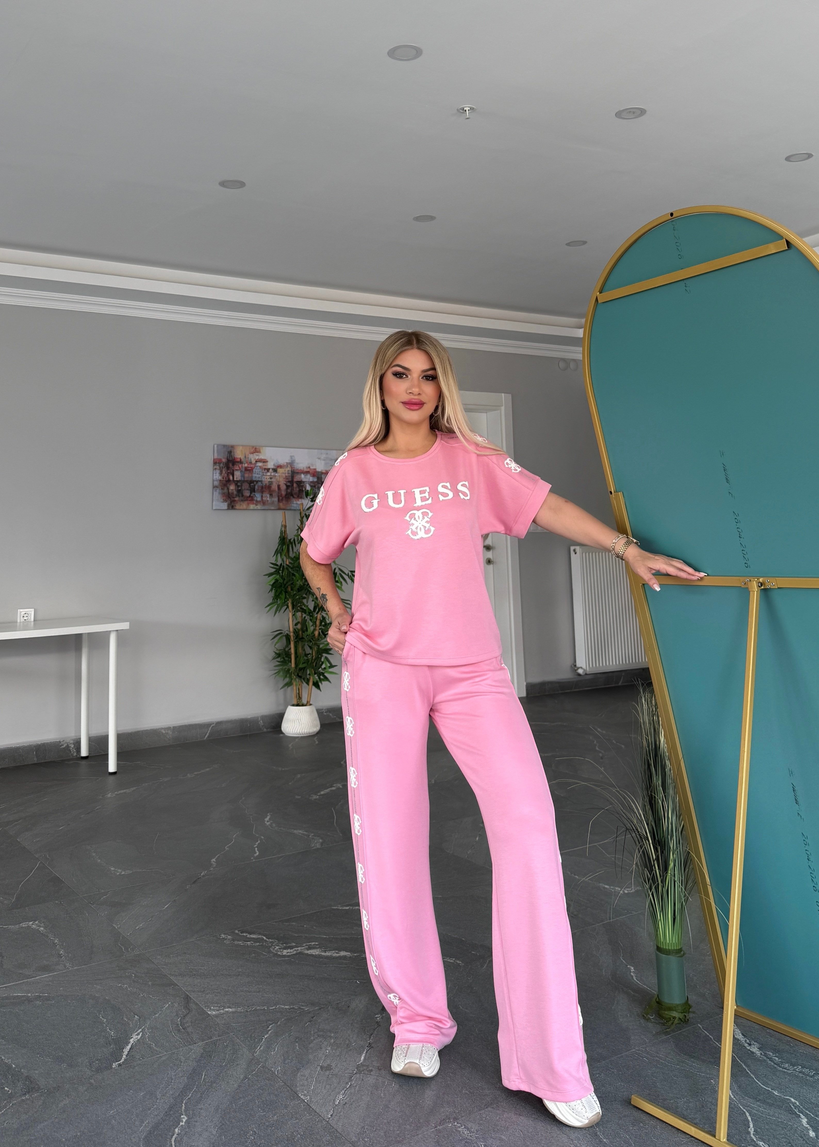 BB gues takım pembe 
