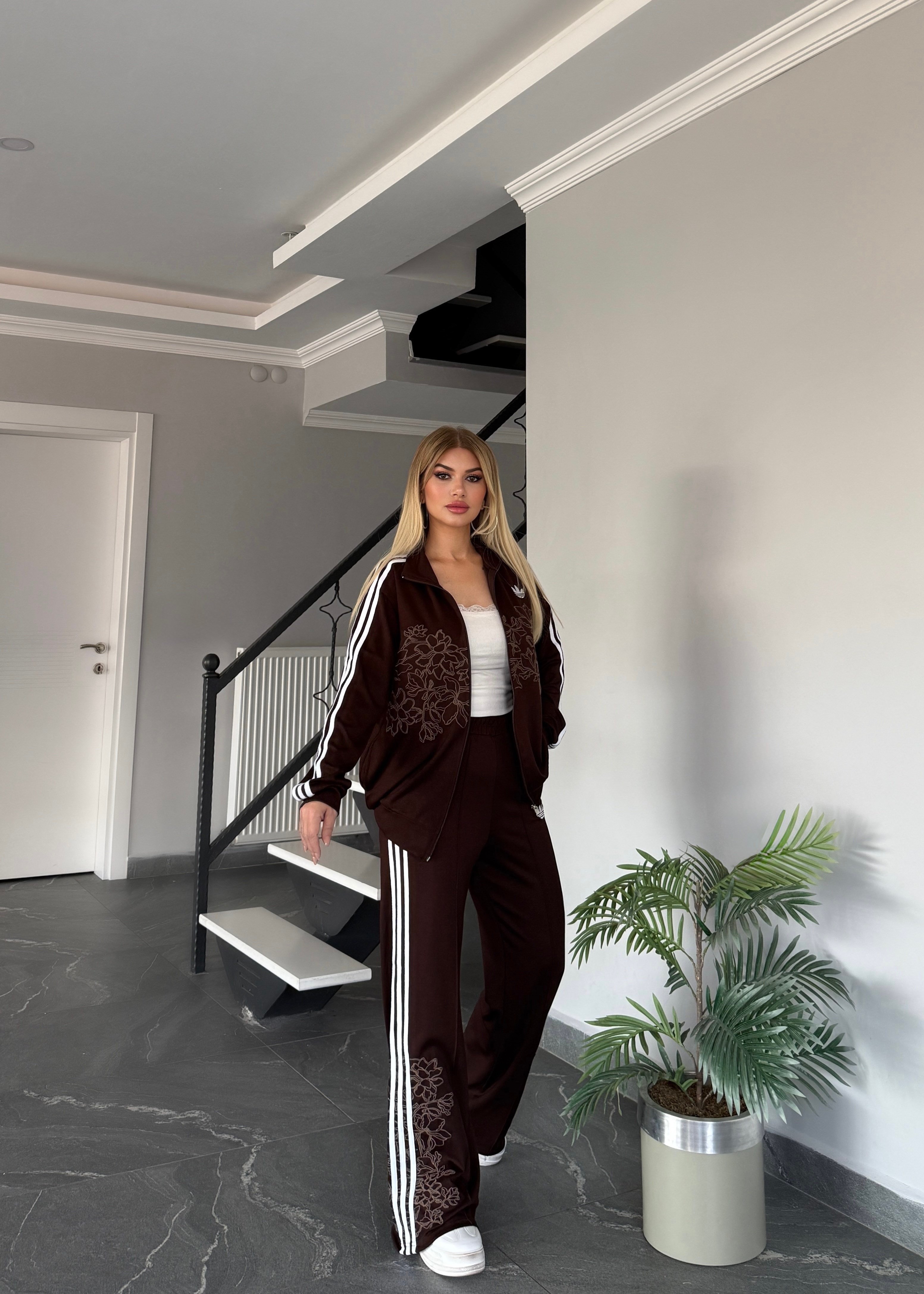 BB Nakışlı takım kahverengi 
