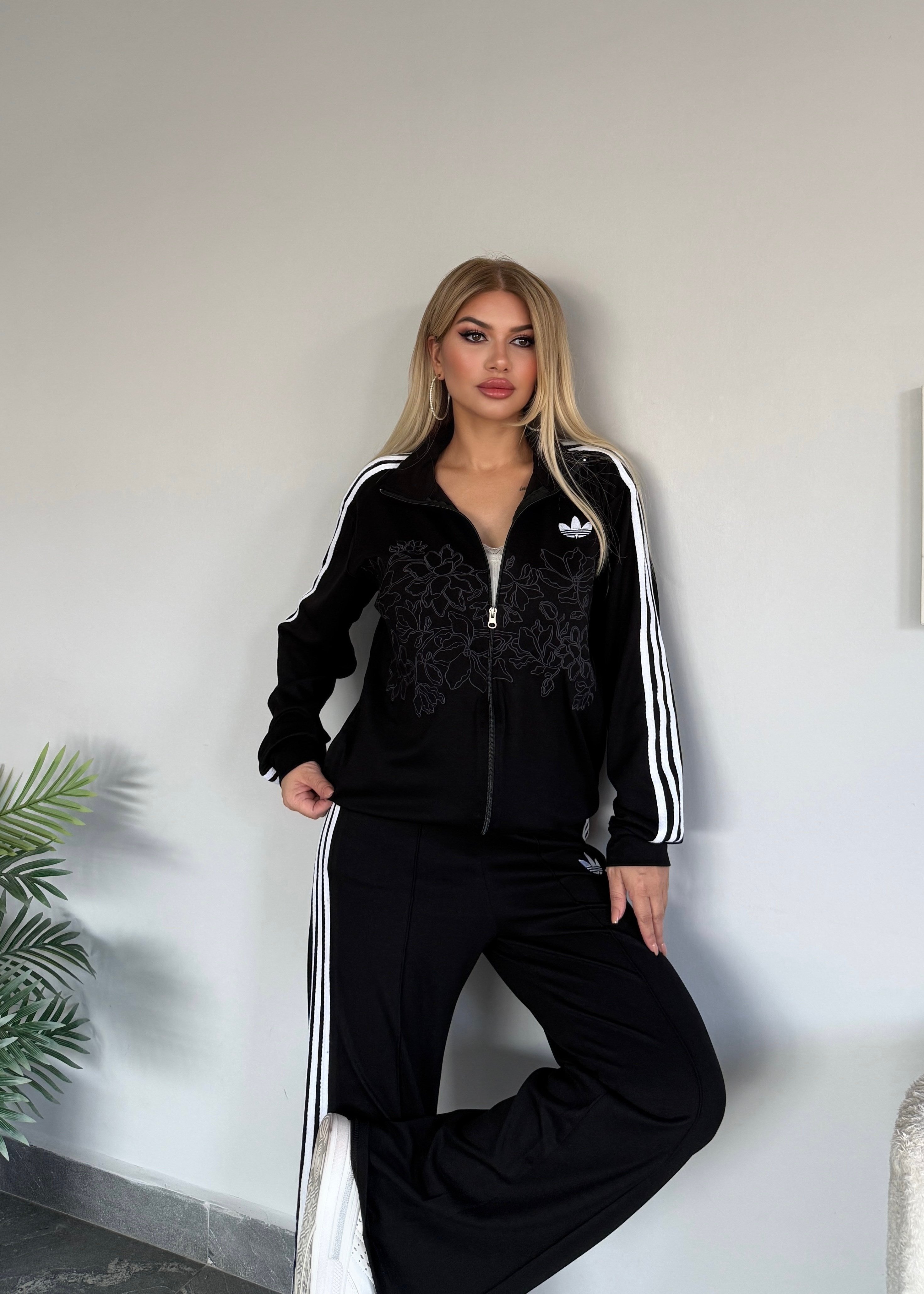 BB Nakışlı takım siyah 