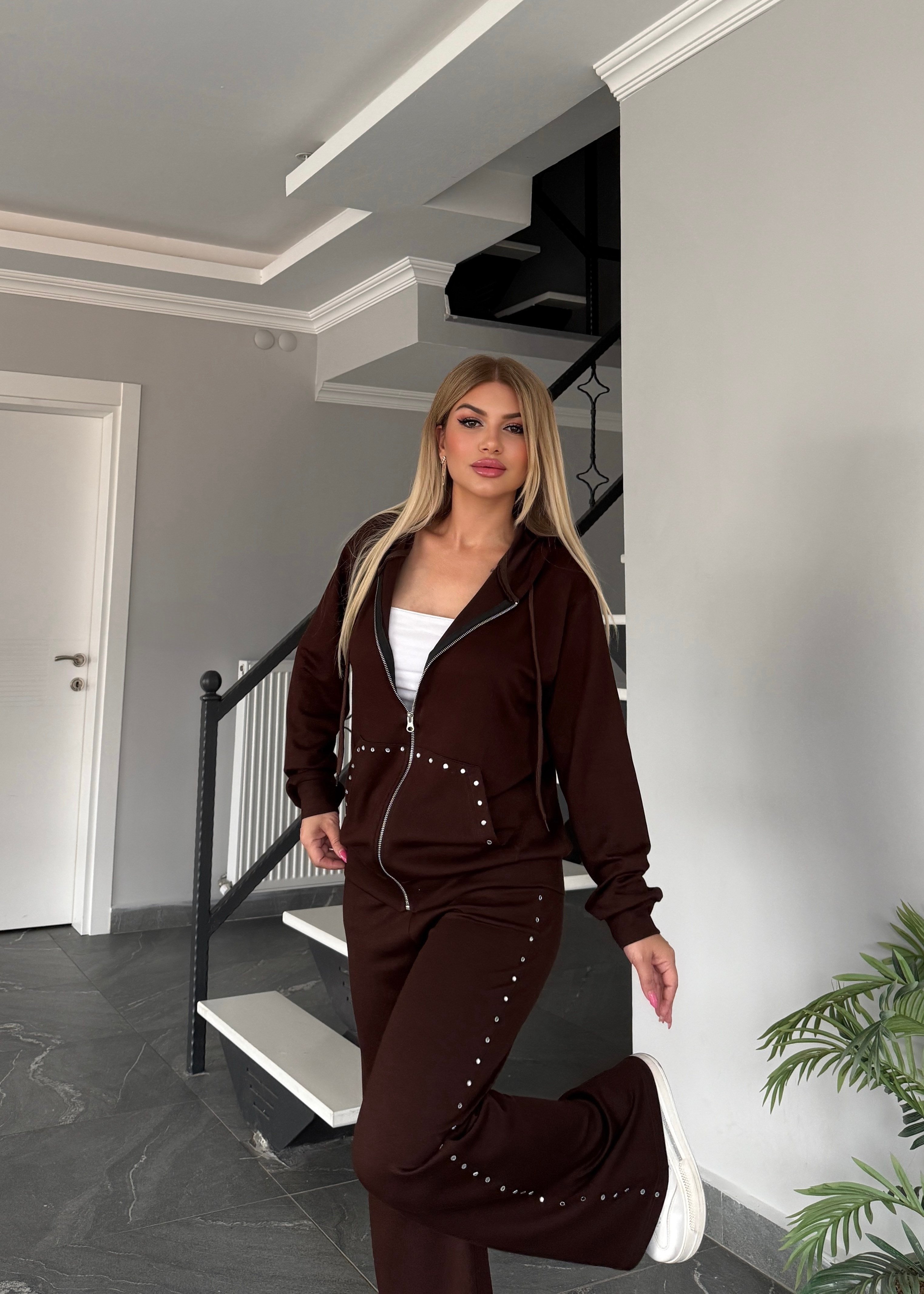 BB Sıra taşlı takım kahve 