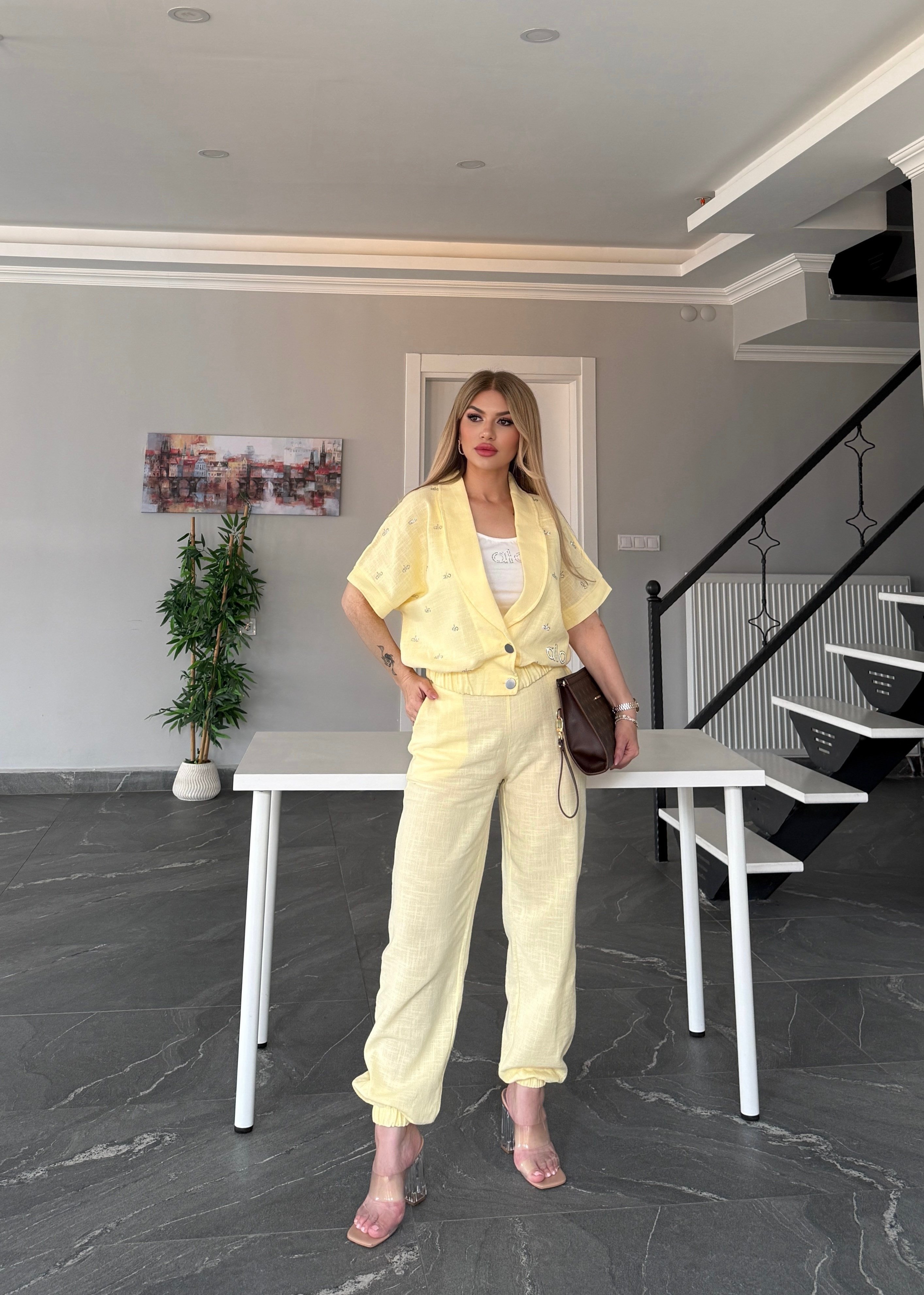 Ceketli taşlı 3 lü keten takım sarı  