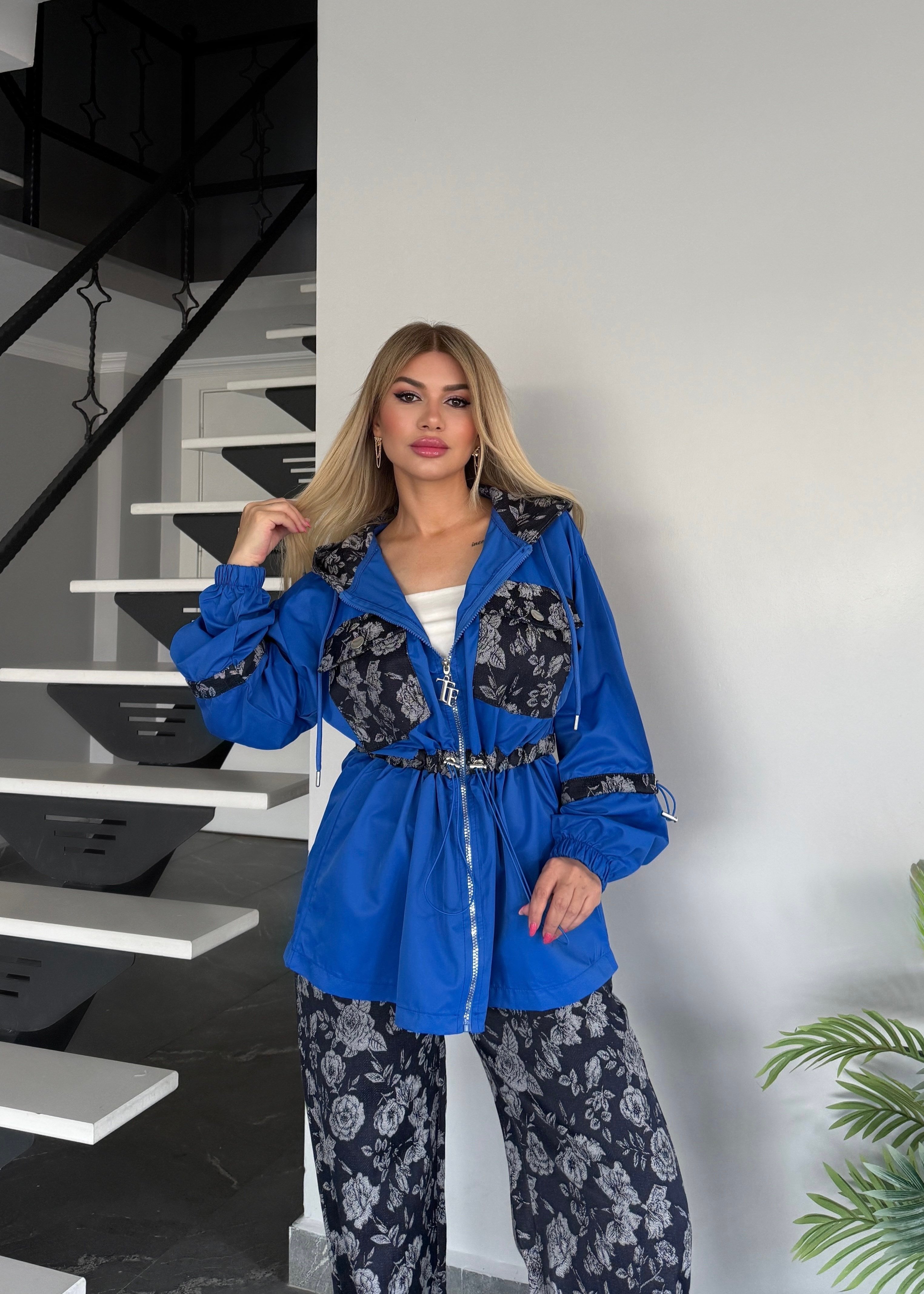 Garni detaylı lüx takım mavi 