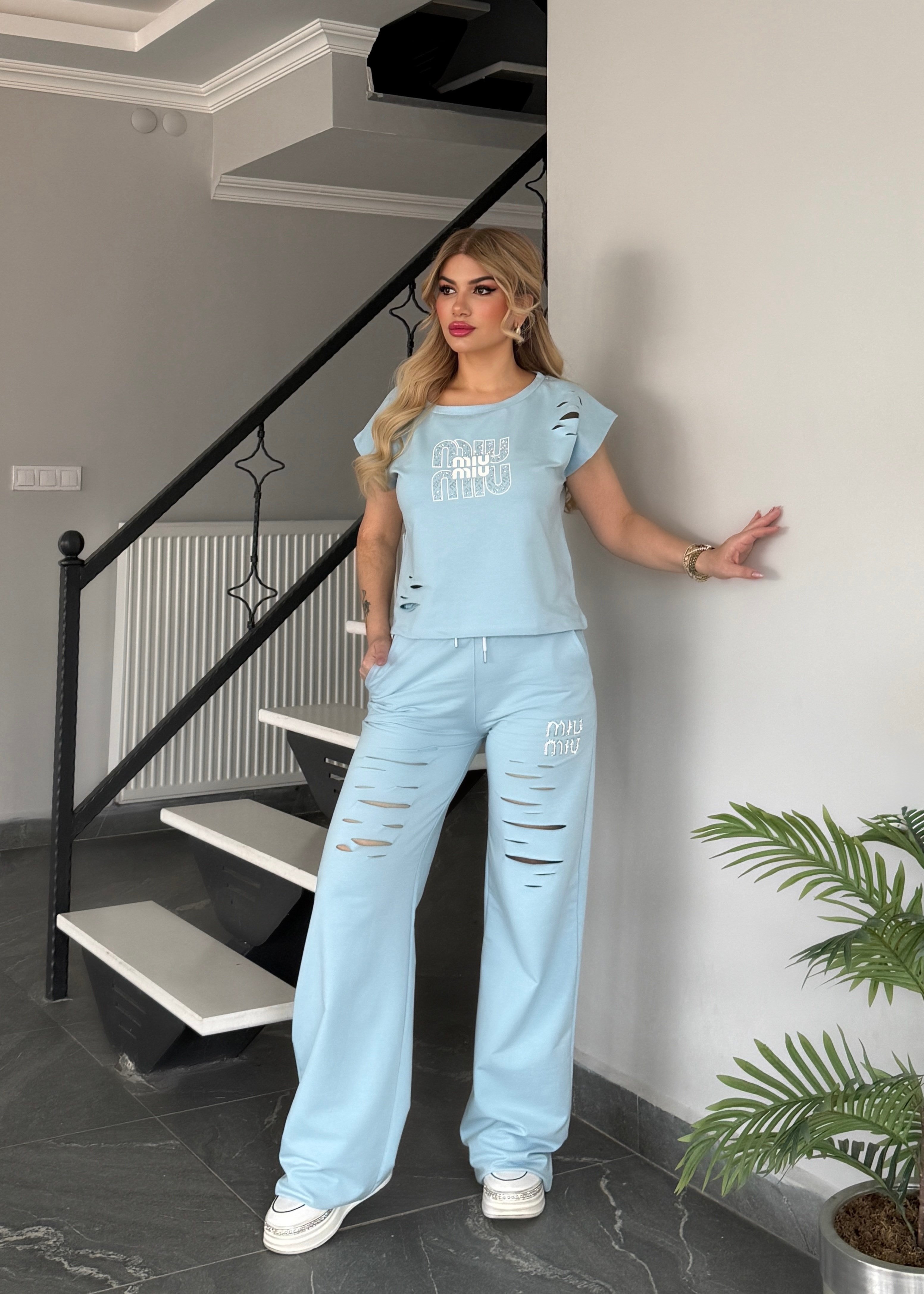 Lazer kesim miu takım mavi 