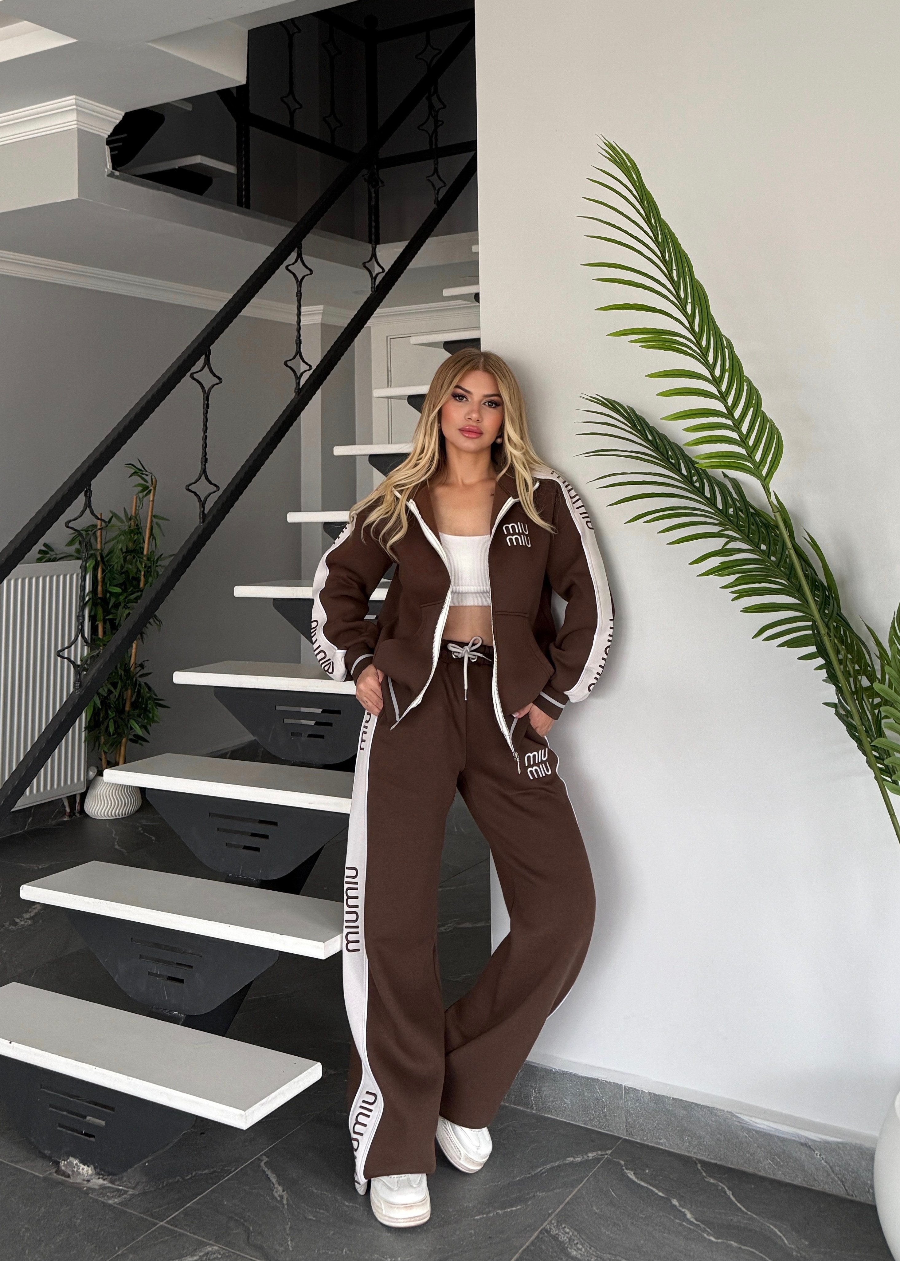 LF Miu takım kahve 