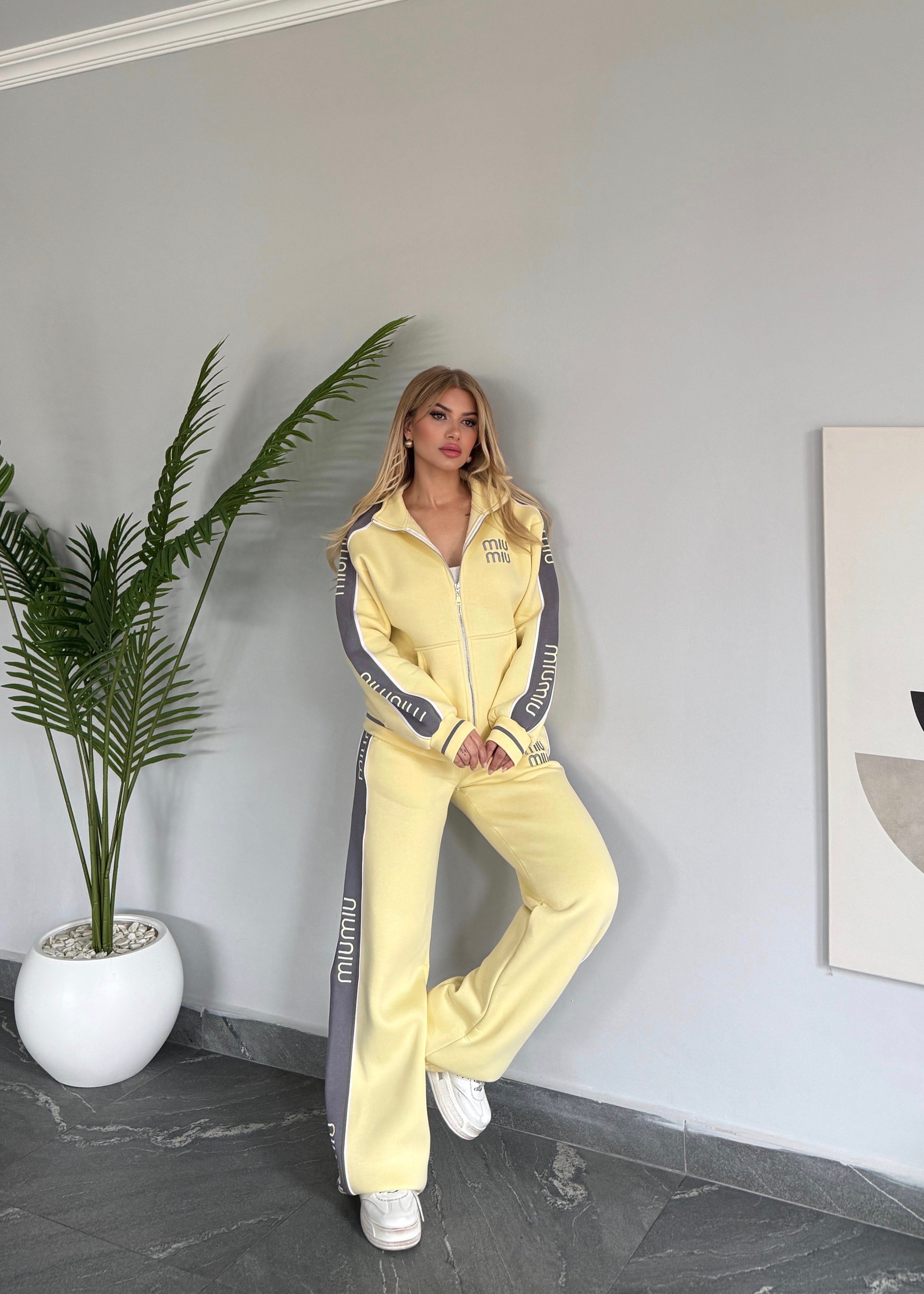 LF Miu takım sarı