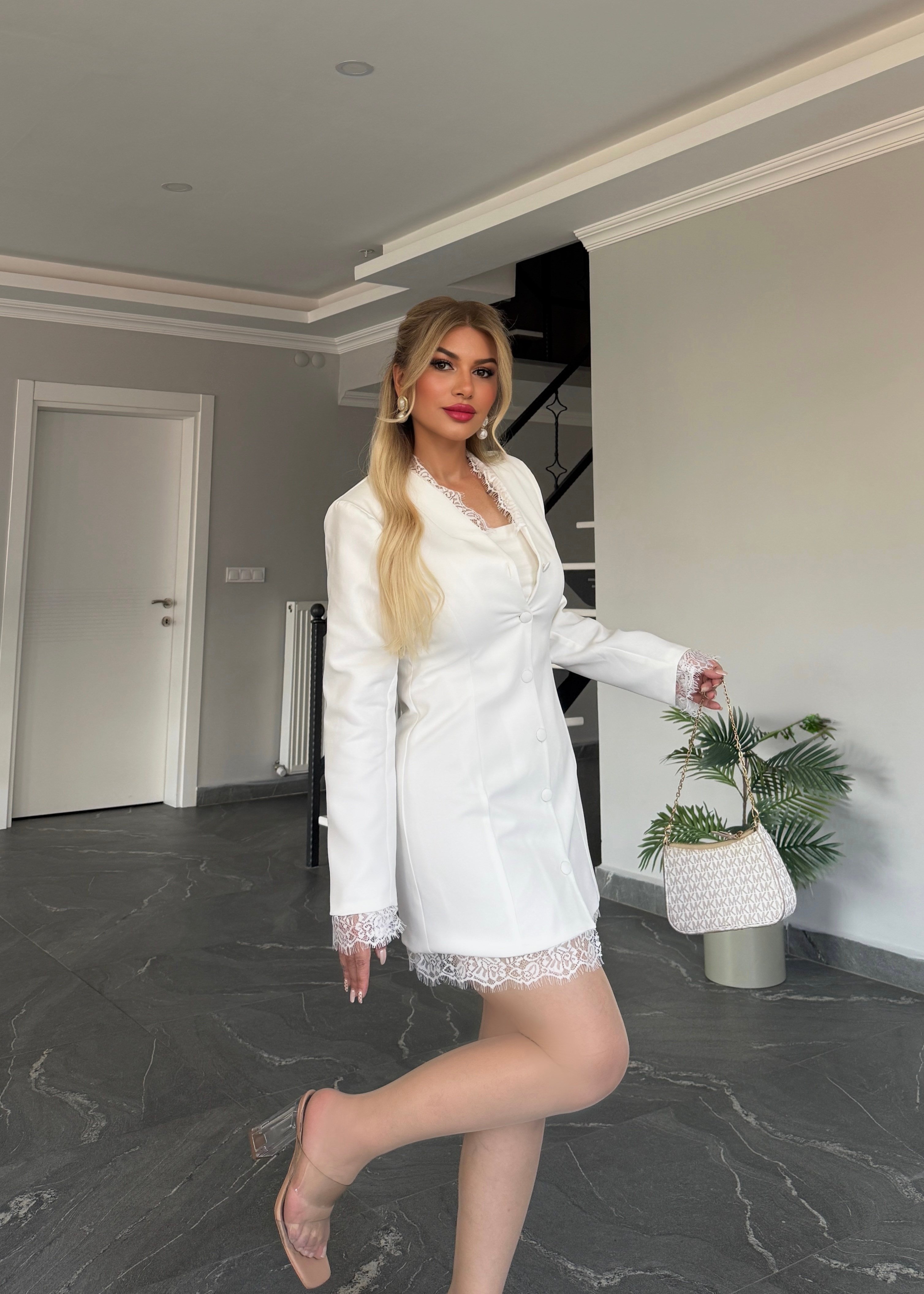 Mini dantelli ceket elbise beyaz 