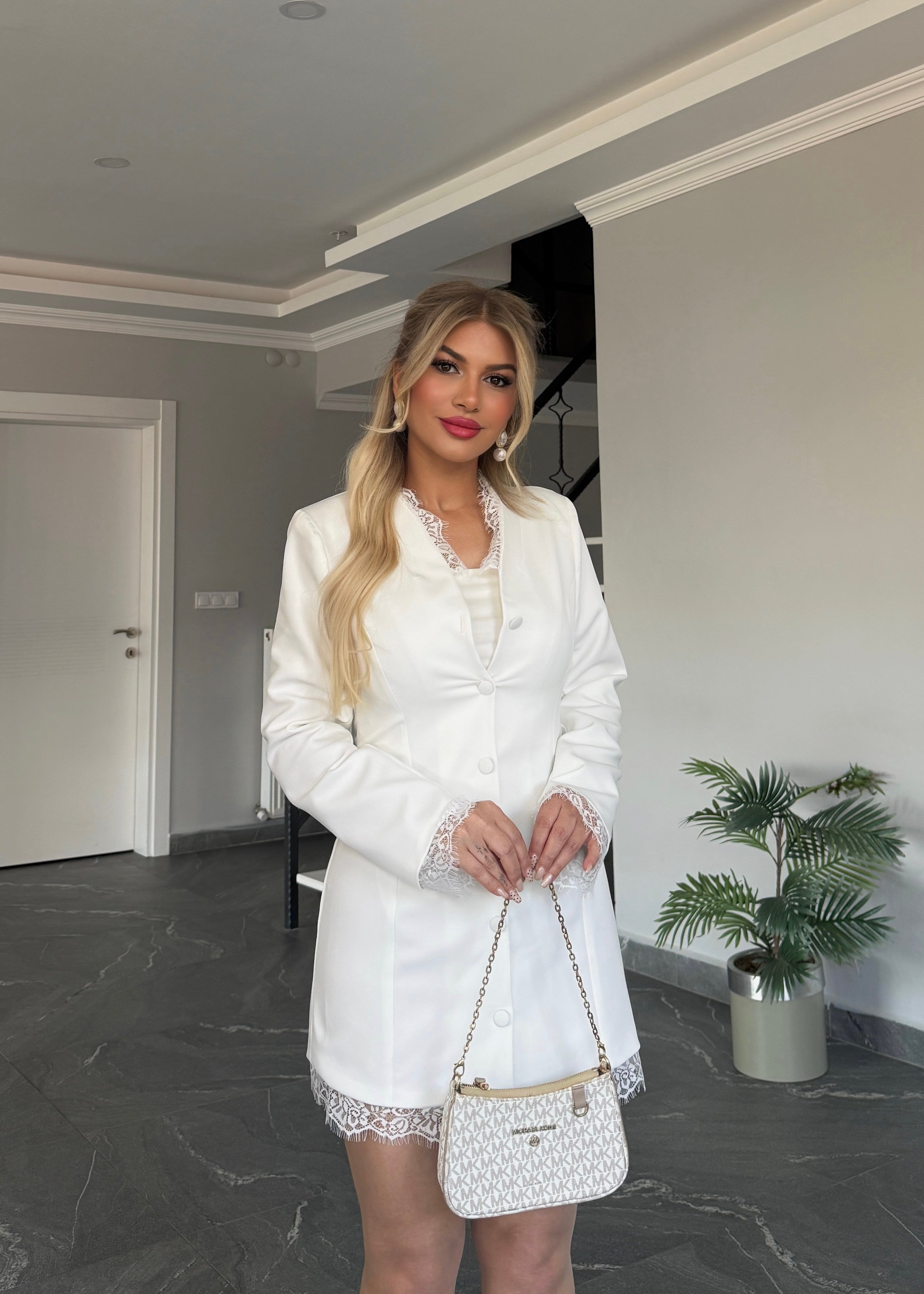 Mini dantelli ceket elbise beyaz 