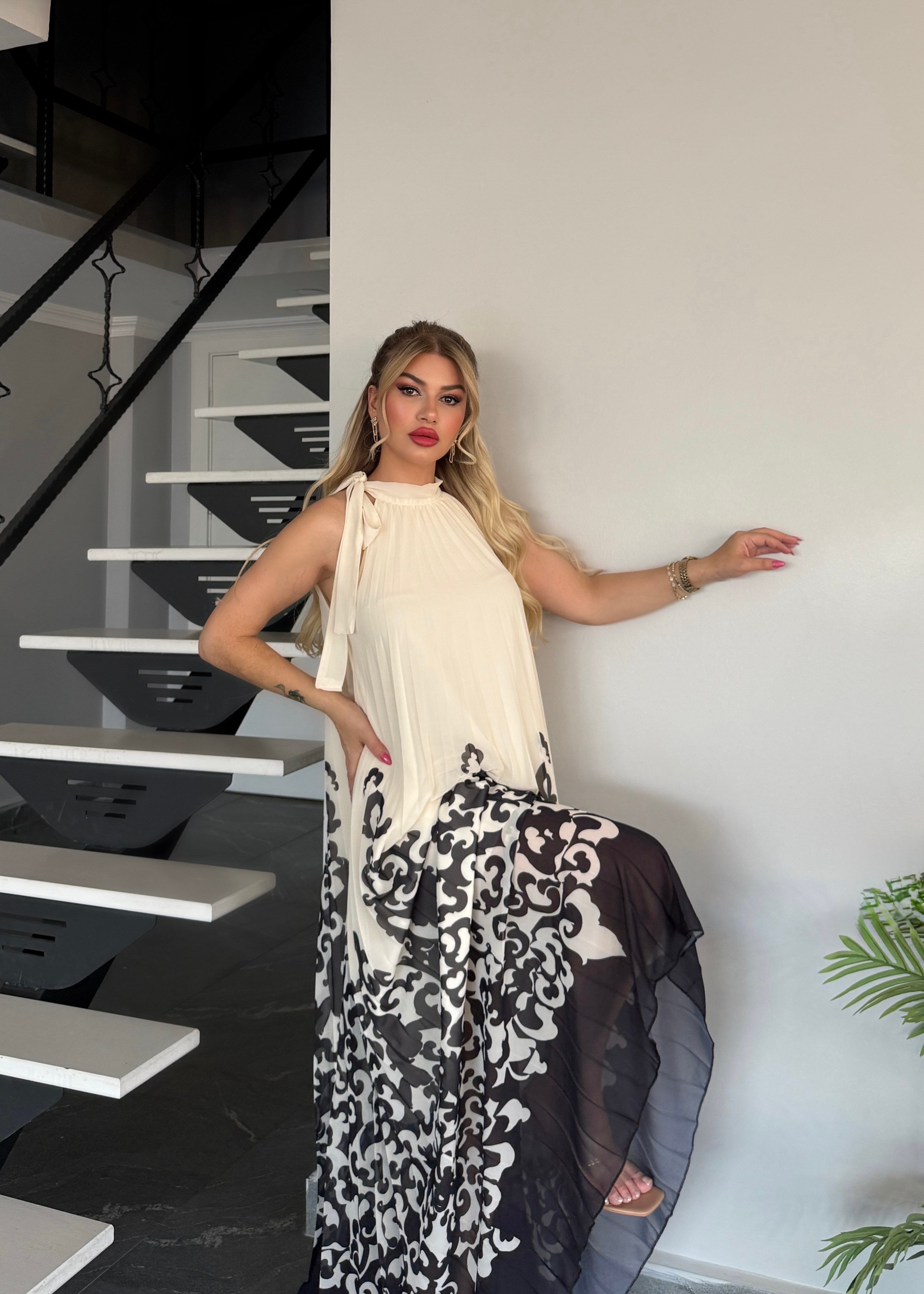 Pilise detaylı şifon elbise siyah 