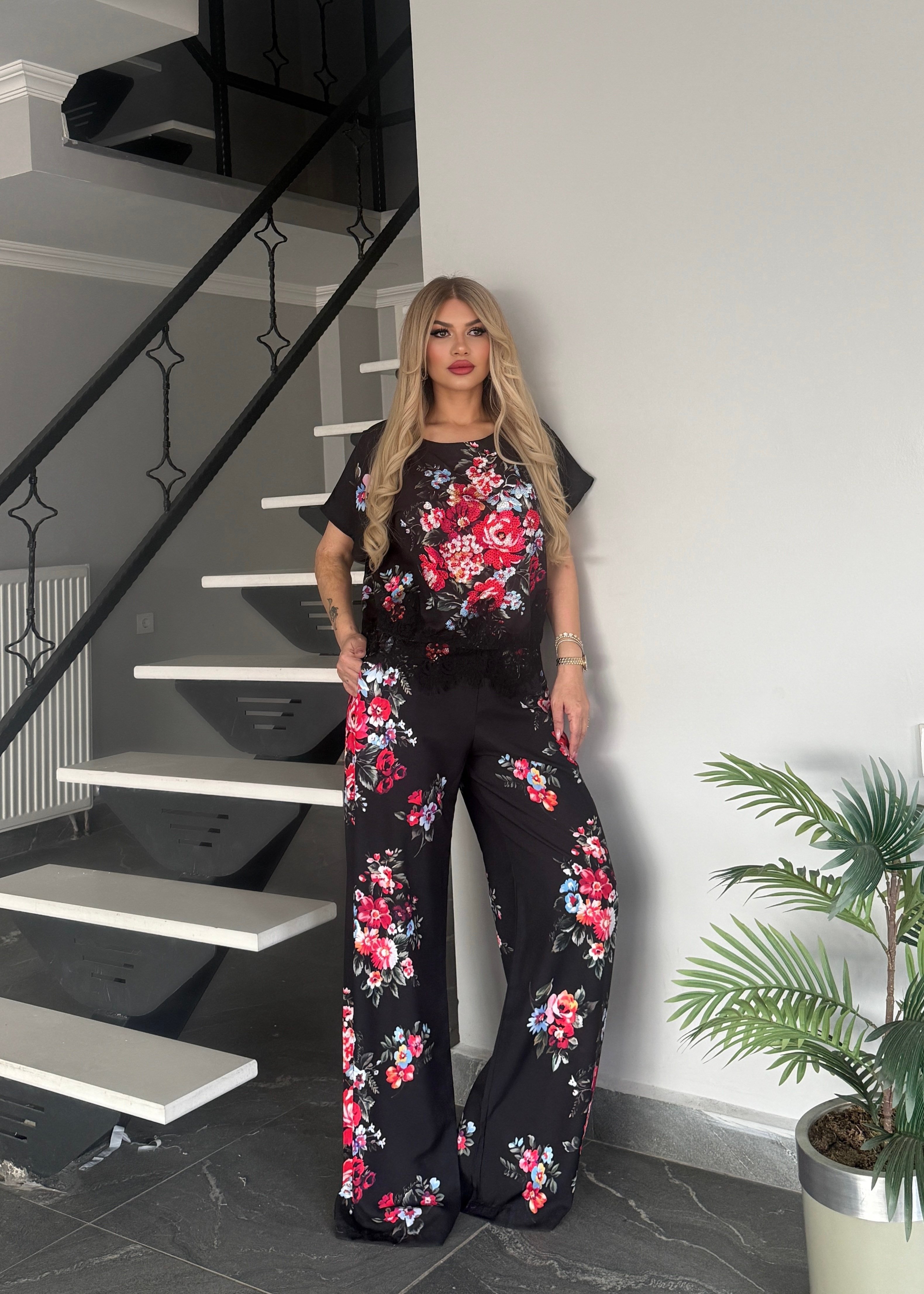 Rose taşlı takım siyah 