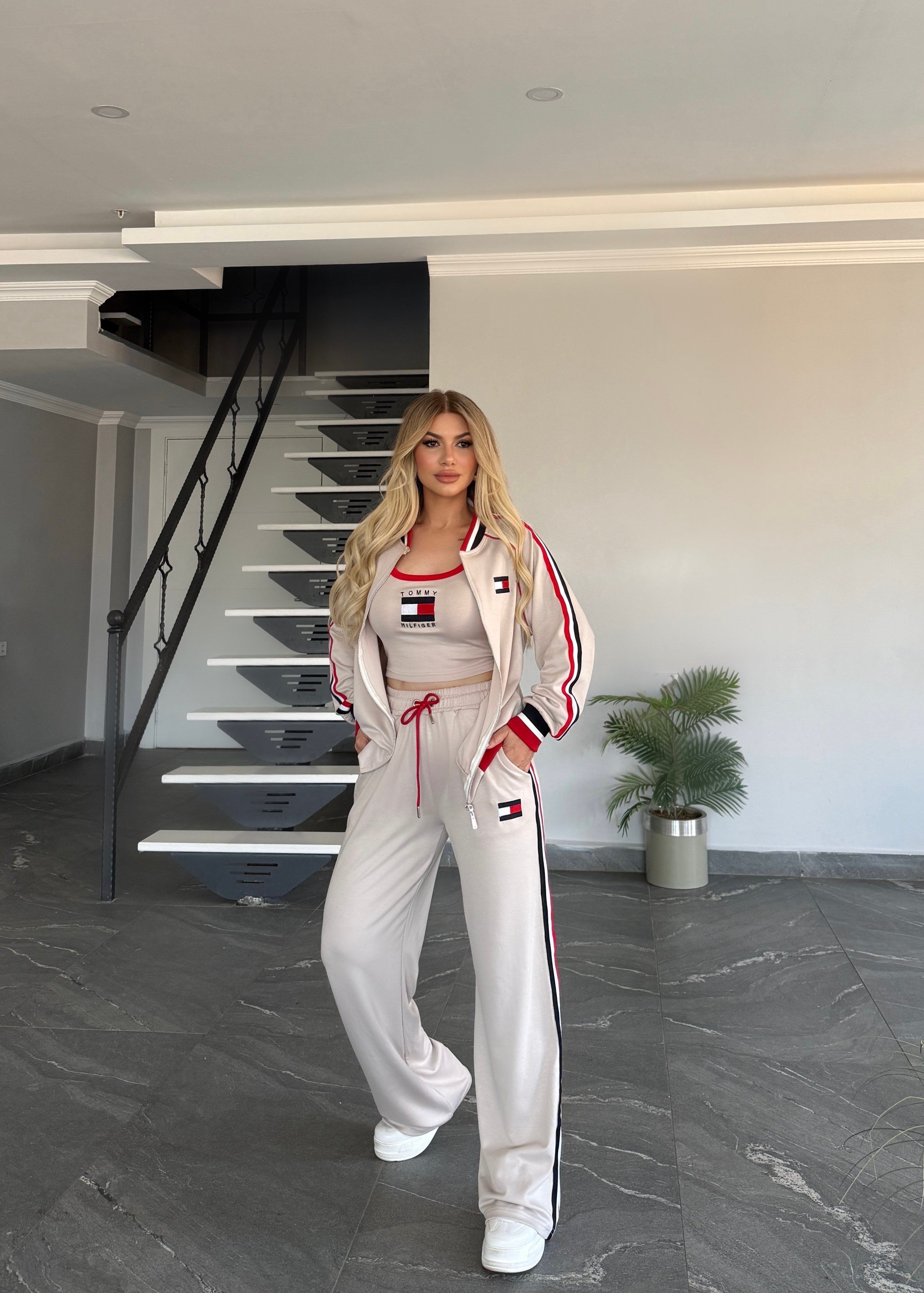 Yeni Tmy takım 3 lü nude 