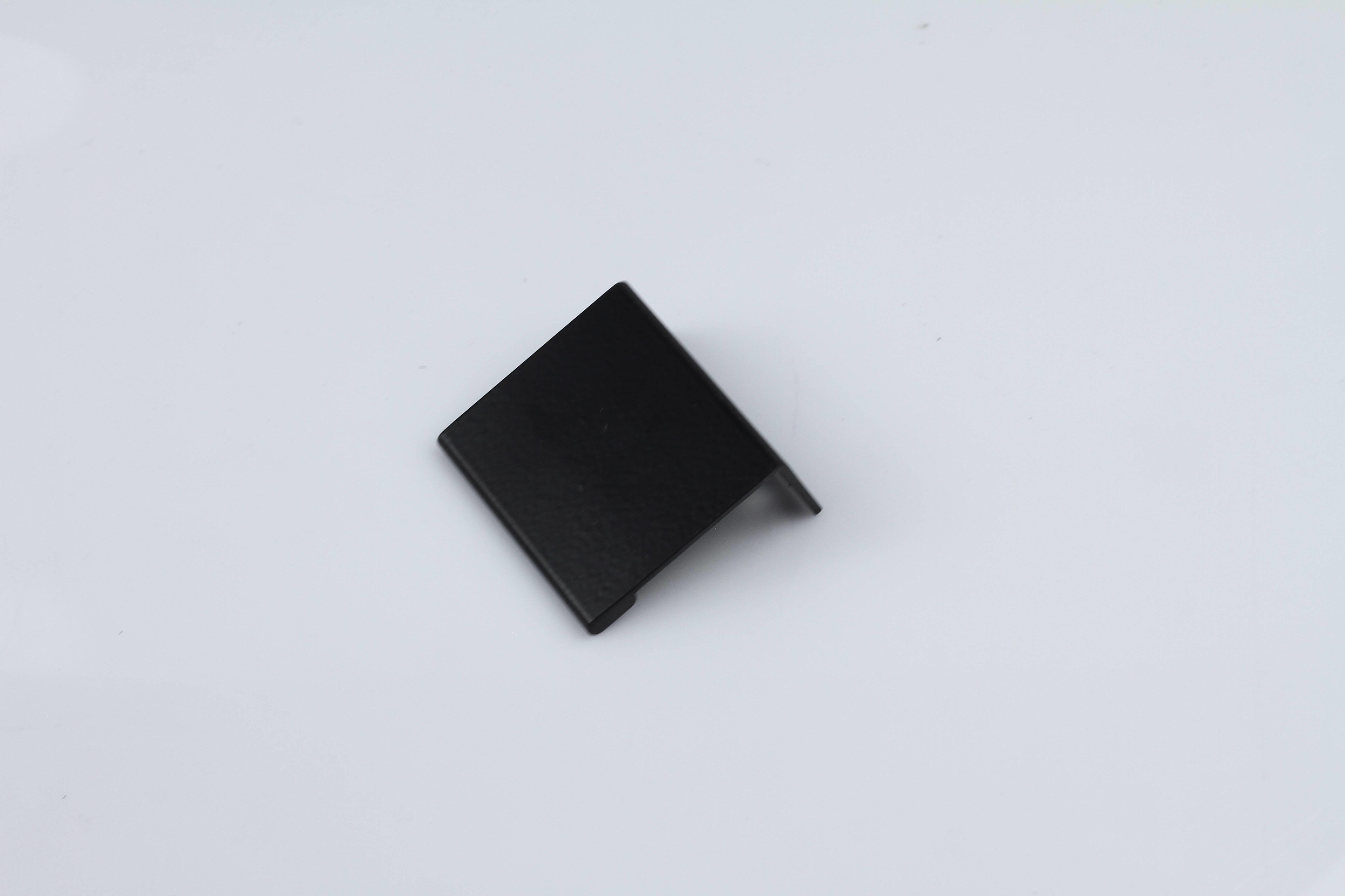 ENTEGRE KULP 5 CM SIYAH