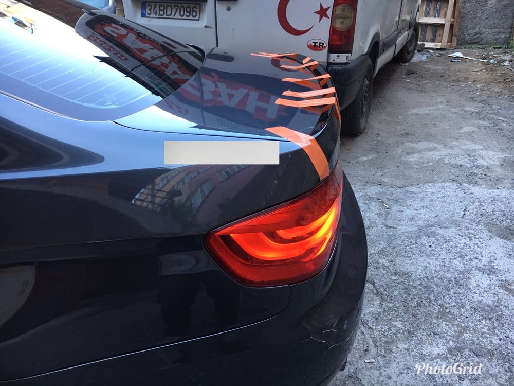 Bmw E92  Fiberglass Boyasız  Spoiler