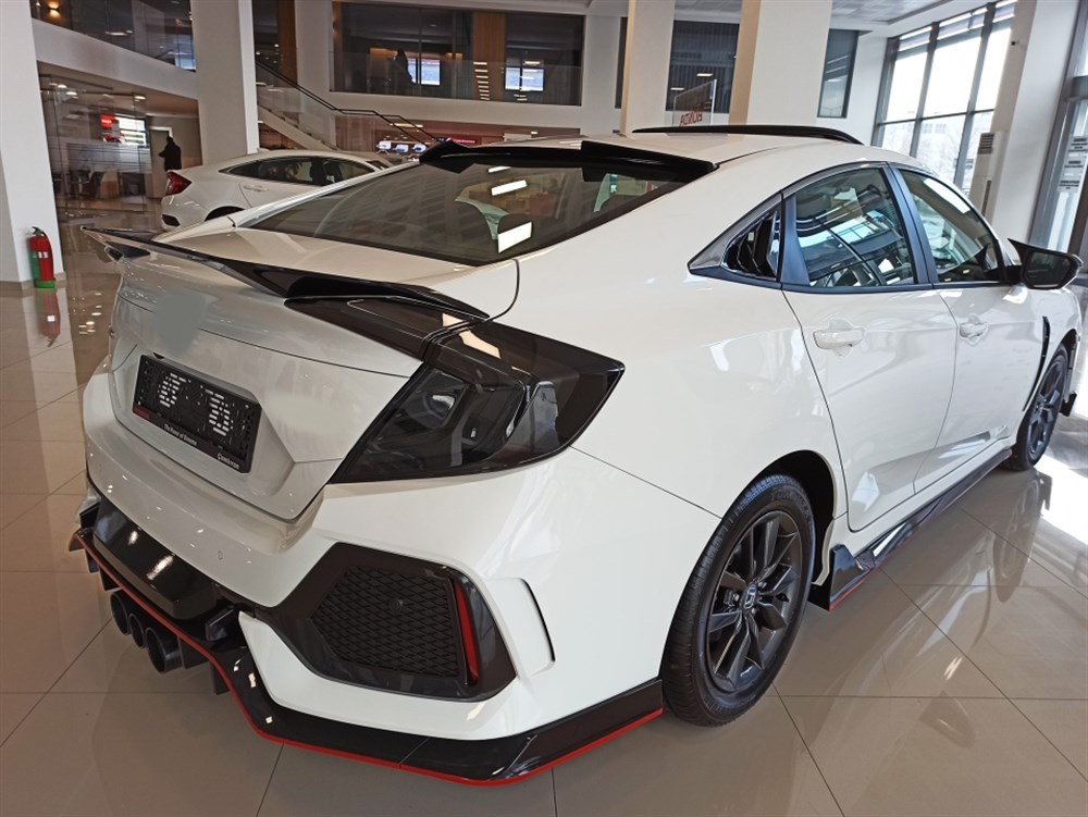 CIVIC FC5 2016-2020 IÇIN UYUMLU CAM ÜSTÜ SPOILER - V STYLE