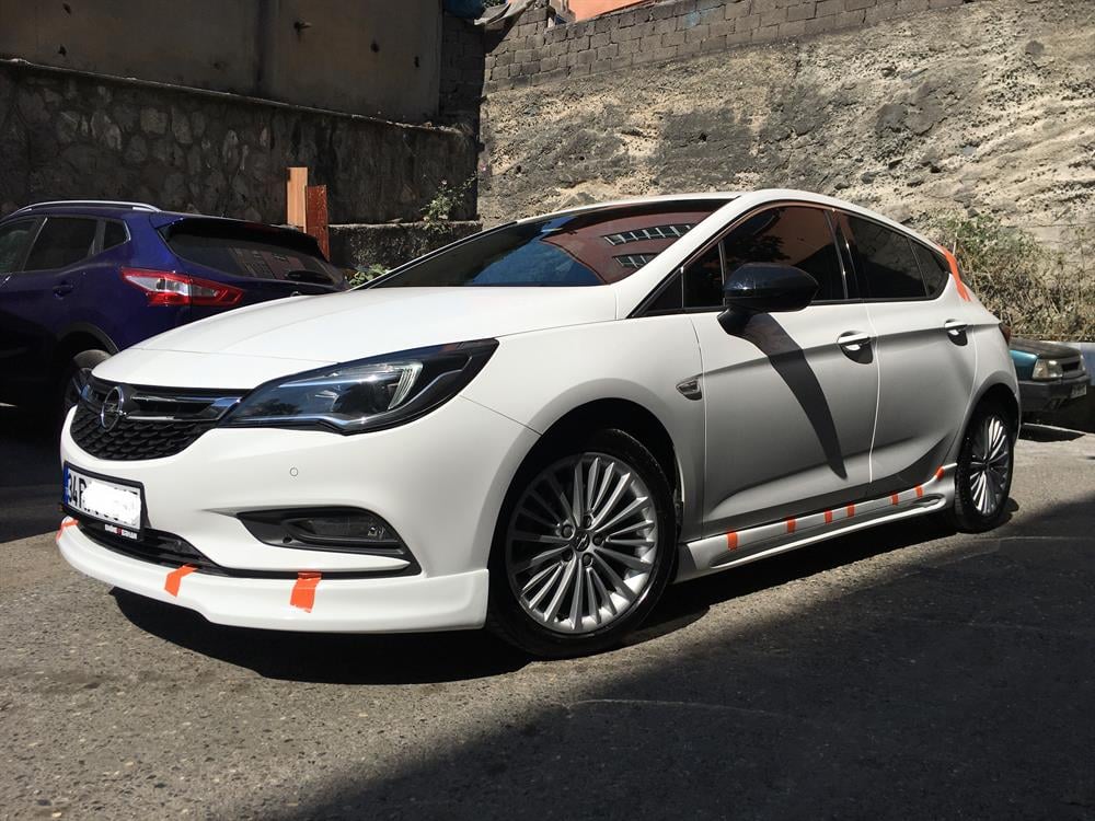 Opel Astra K Ön Ek  Fiberglass  Boyasız