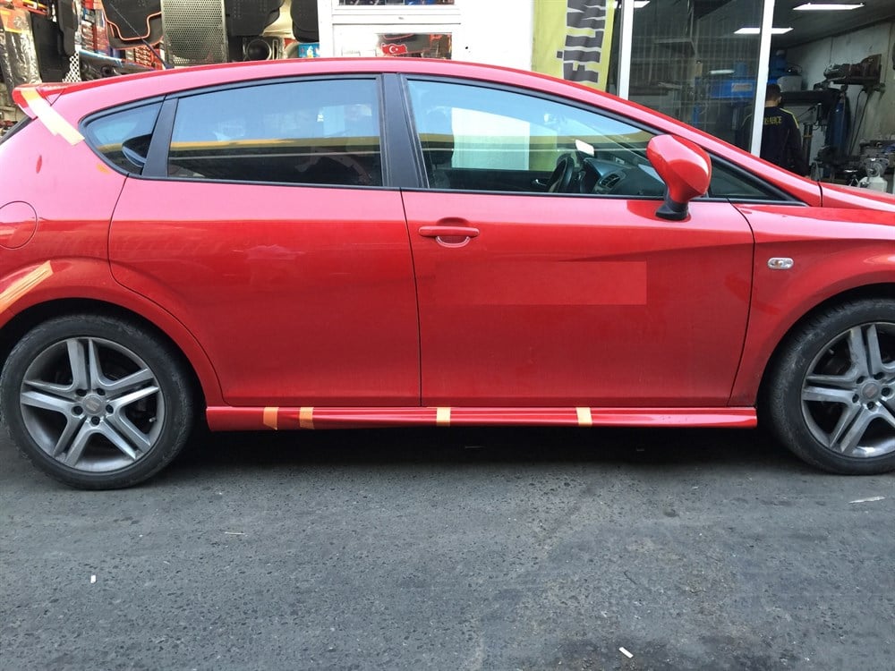Seat Leon MK2 2005 2012 Fiberglass Boyasız Yan Marşpiyel