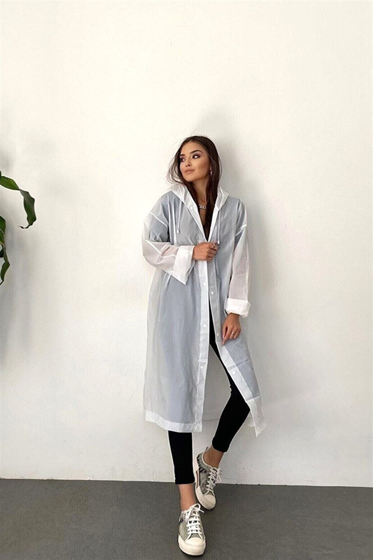By Marine Kadın Erkek Yağmurluk Kapüşonlu Çıtçıtlı Eva Beyaz Yağmurluk BYMMRC881R02