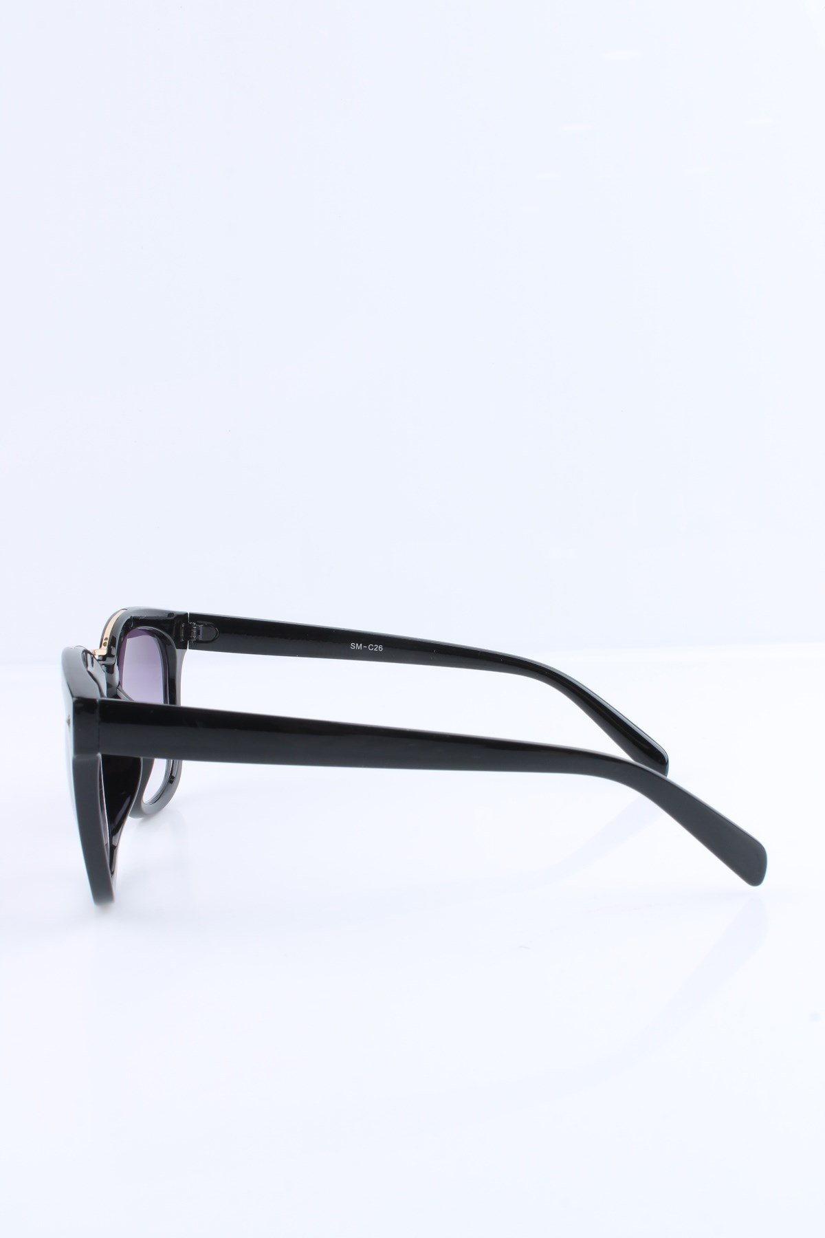 KADIN UV400 SİYAH GÜNEŞ GÖZLÜĞÜ 3SMC26R001