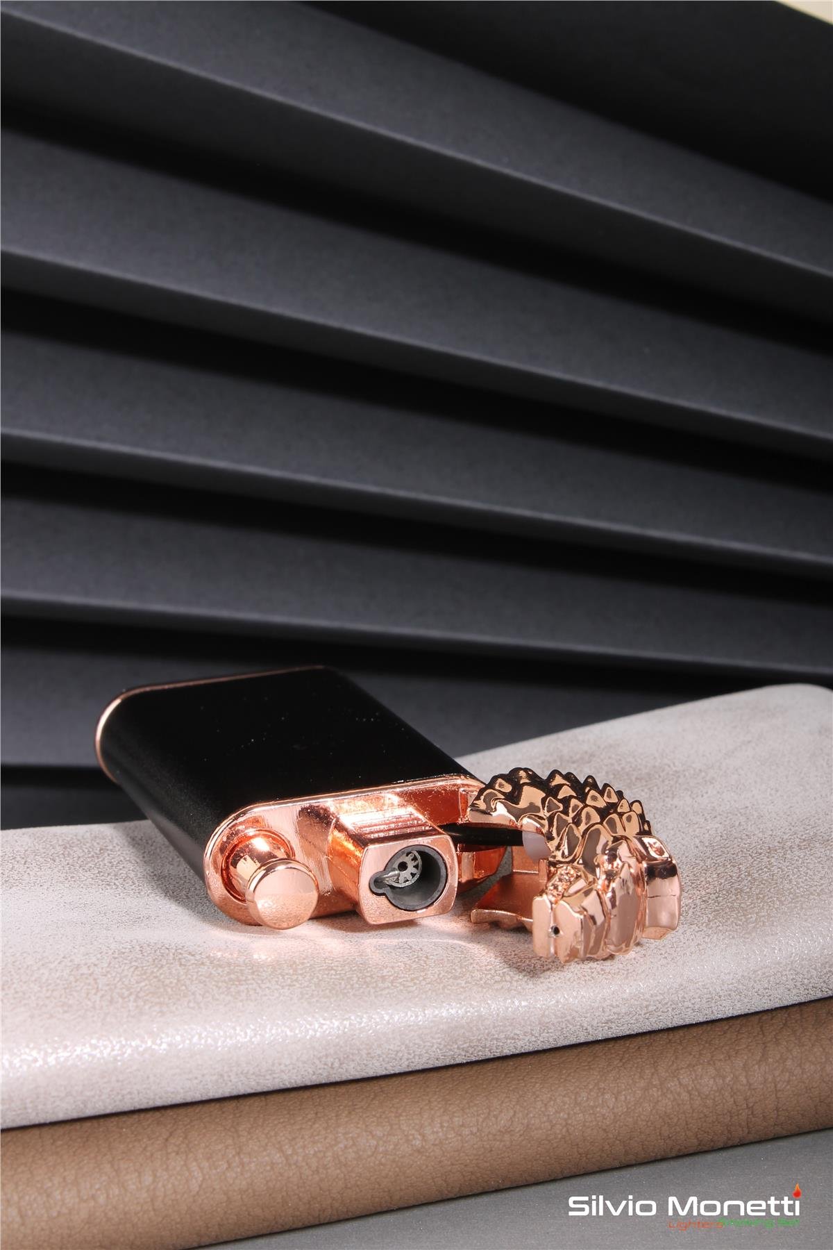 Silvio Monetti Bronz Kurt Model Gazlı Çakmak 24CSM805MKTR01