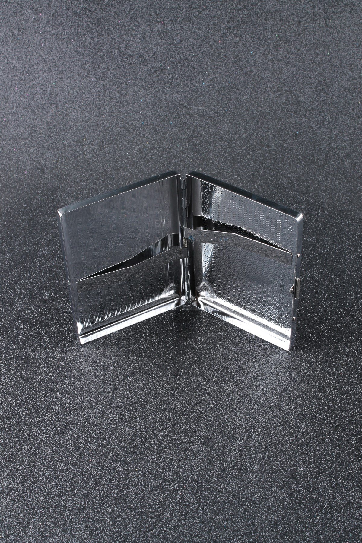 Silvio Monetti Desenli Metal Sigara Tabakası SMTBKCB005R2