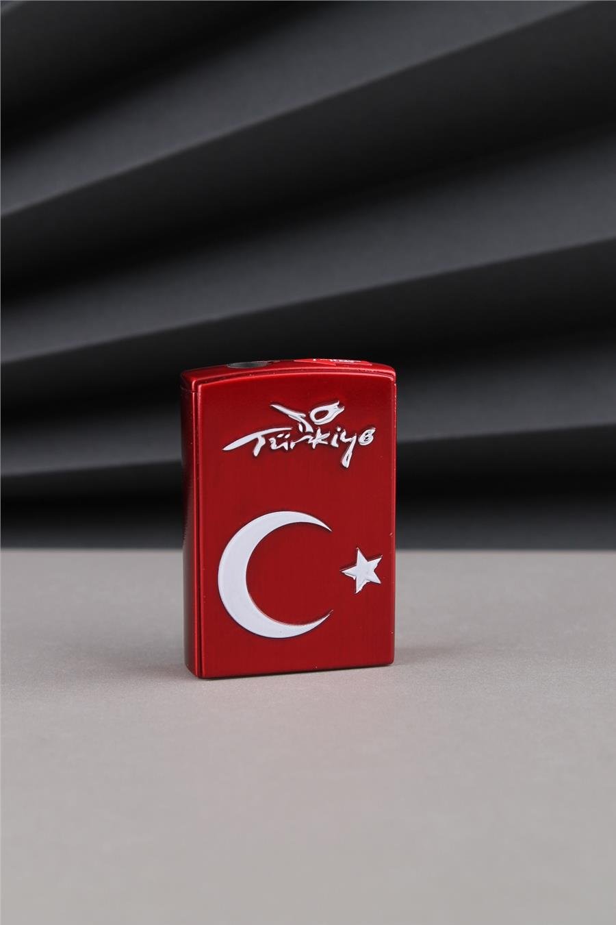 Silvio Monetti Kırmızı Kaydırmalı Kabartmalı Türkiye Yazılı Ve Türk Bayrağı Çakmak 24CSM925MR002