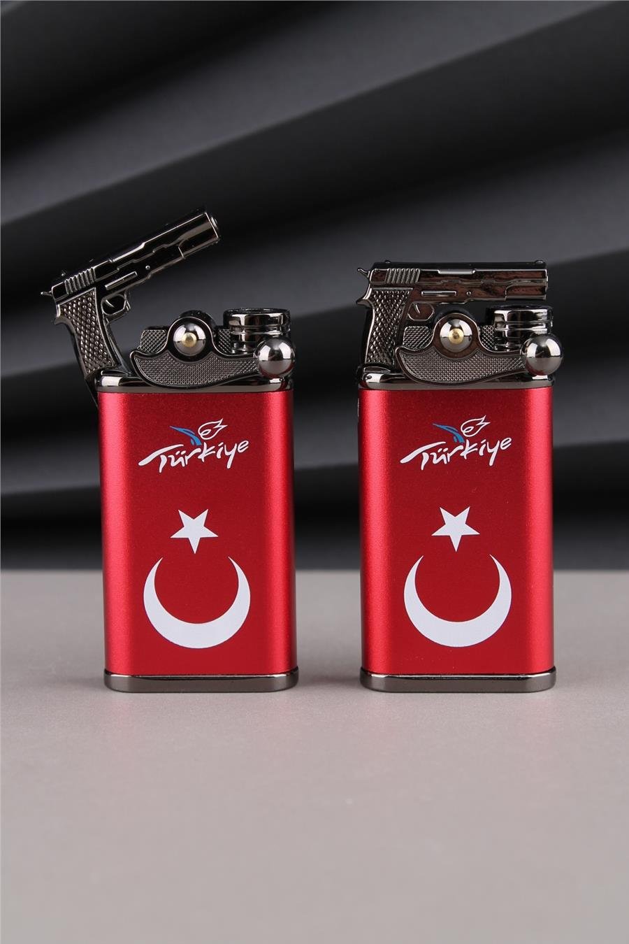 Silvio Monetti Kırmızı Tabanca Özel Tasarım Türkiye Yazılı Ve Türk Bayrağı Çakmak 24CSM936MR001