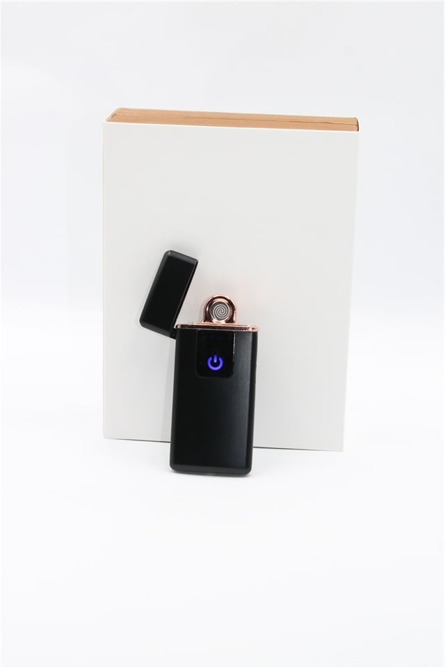 Silvio Monetti Siyah USB Şarjlı Çakmak SMC520USBR1