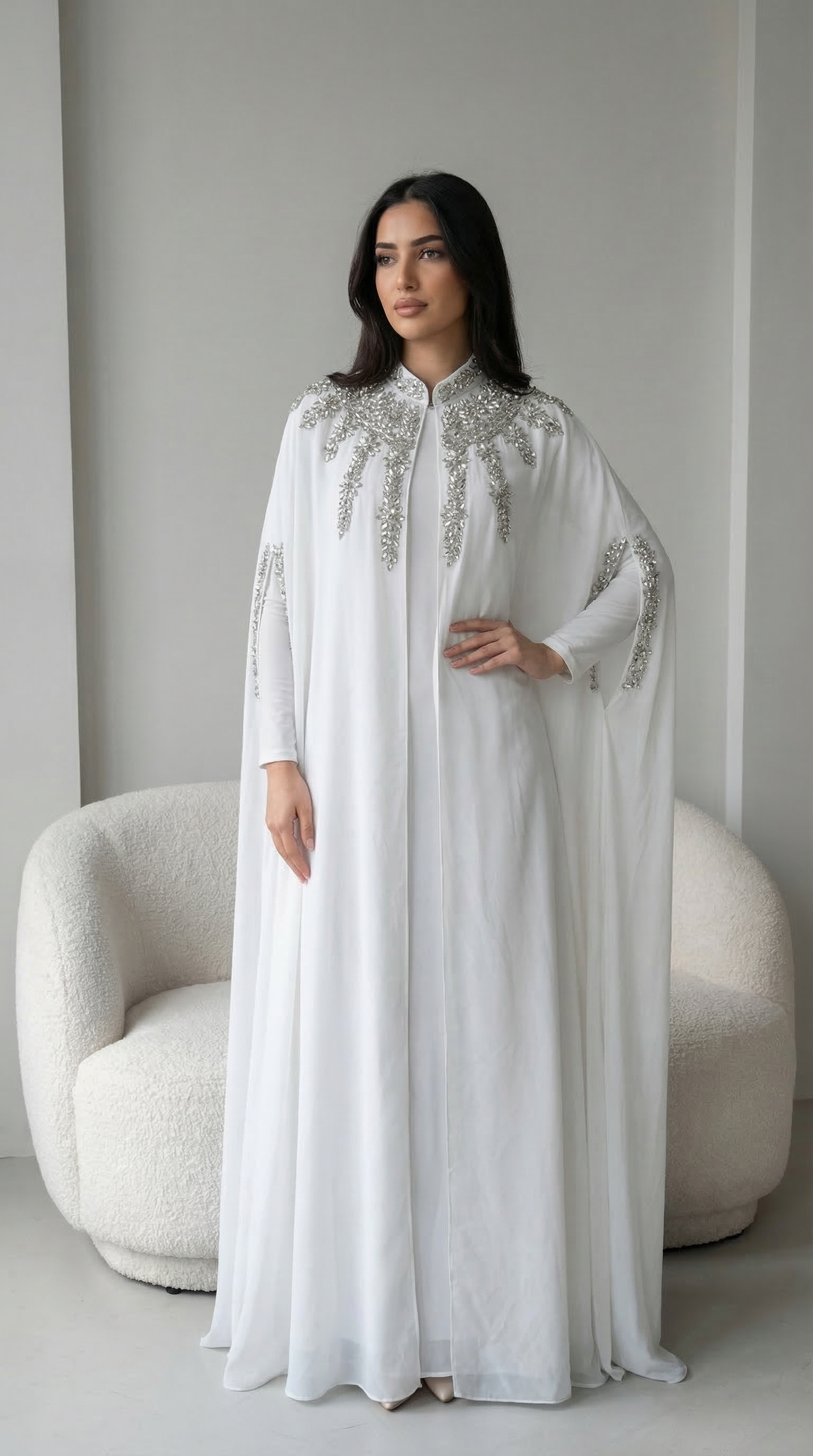 Beyaz Şifon Taşlı İşlemeli Abaya Elbise Ferace