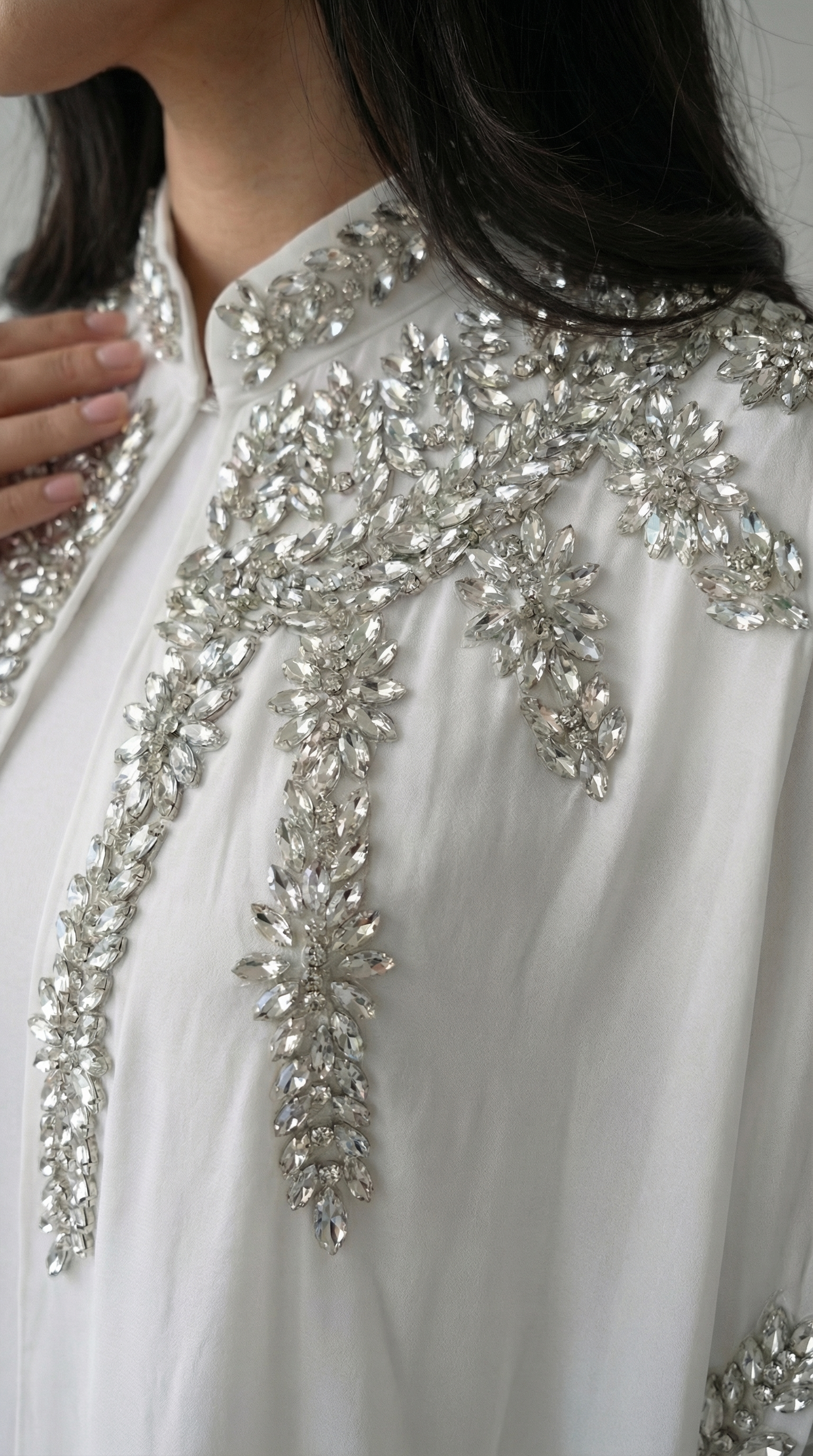 Beyaz Şifon Taşlı İşlemeli Abaya Elbise Ferace