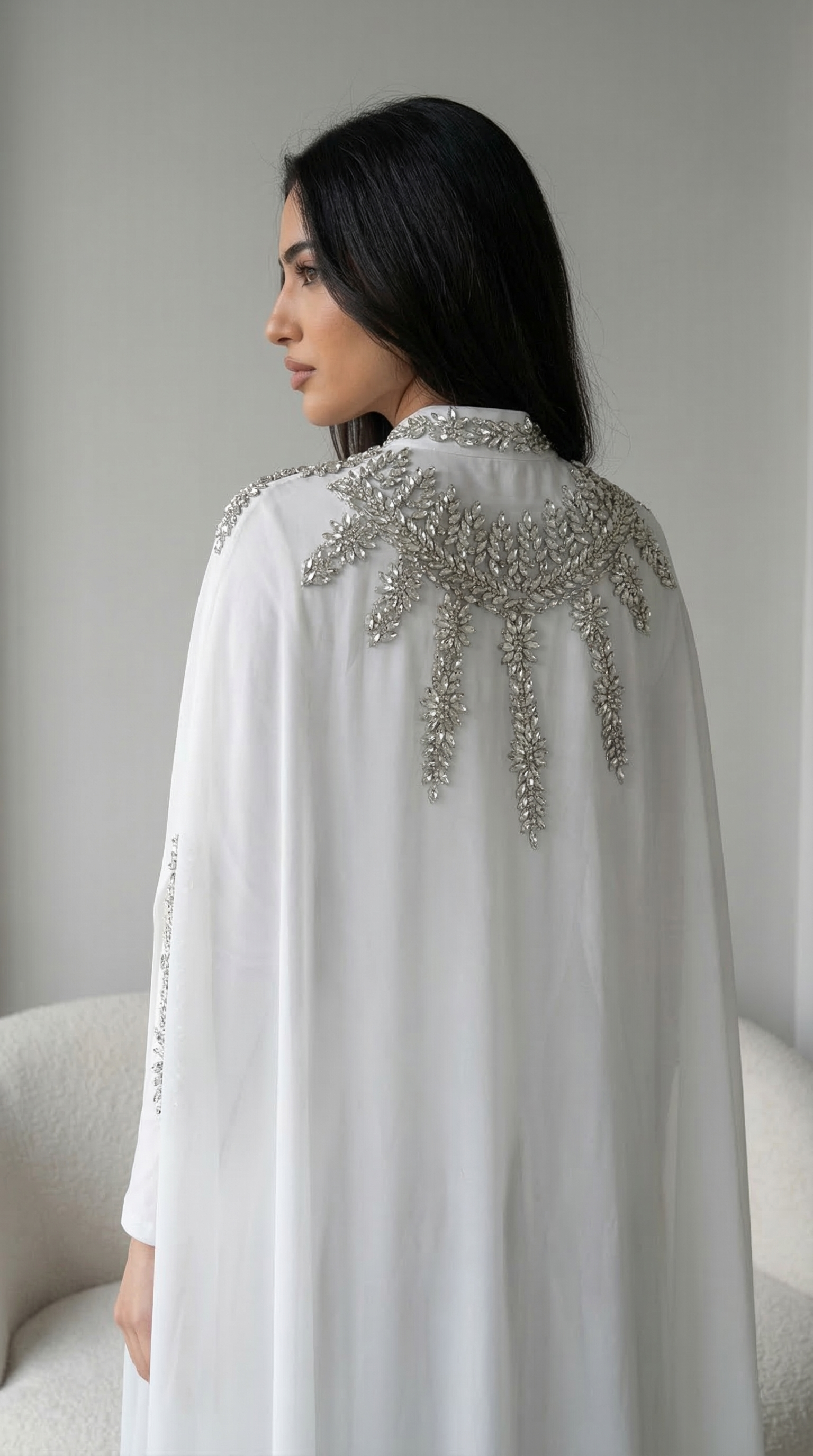 Beyaz Şifon Taşlı İşlemeli Abaya Elbise Ferace