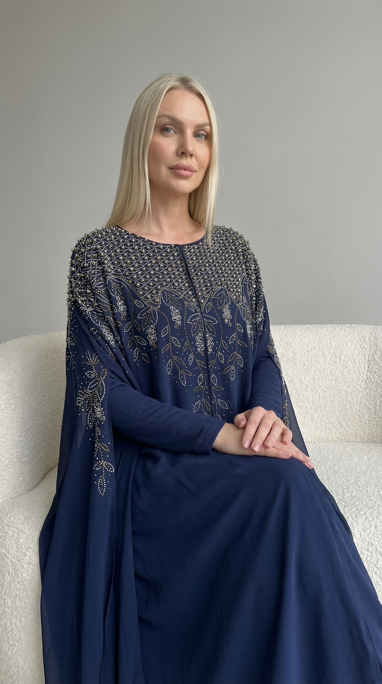 Lacivert Şifon İnci Ve Altın İşlemeli Abaya Elbise