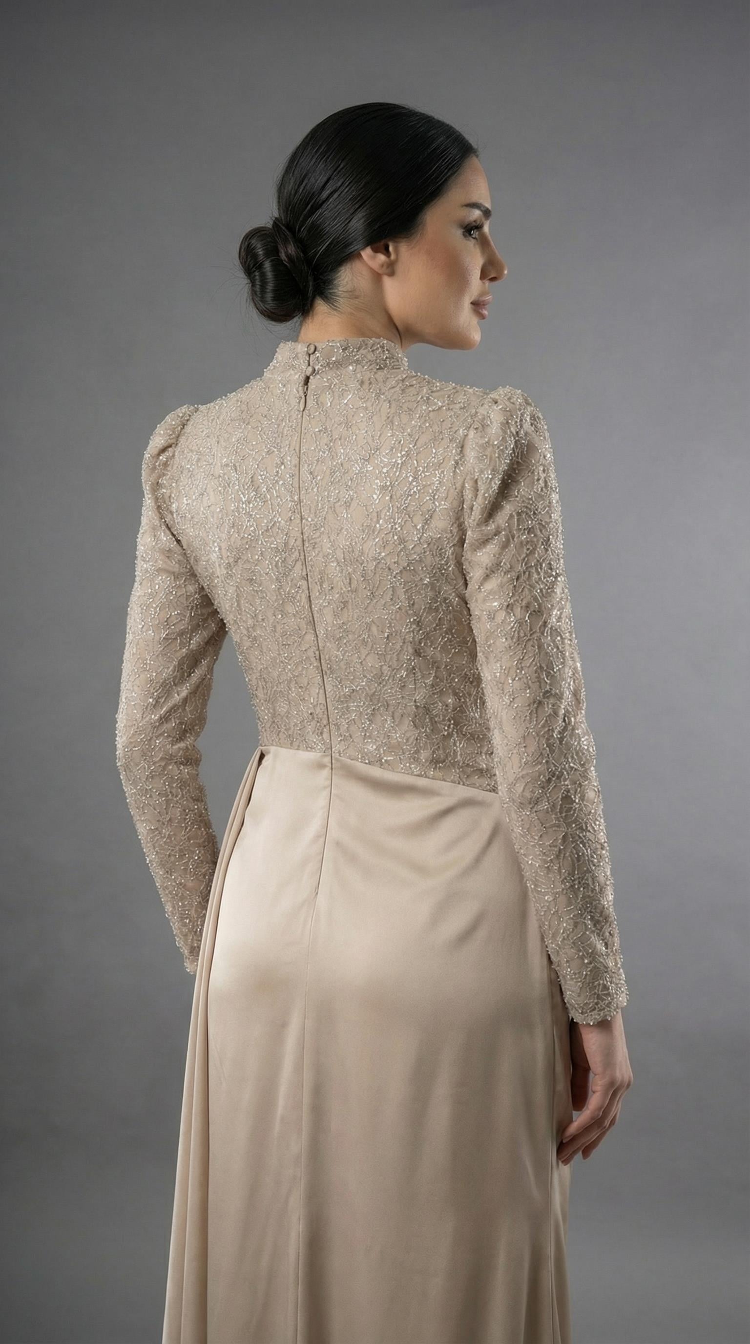 Saten Drape Detaylı Yırtmaçsız Vizon Tesettür Gece Elbisesi