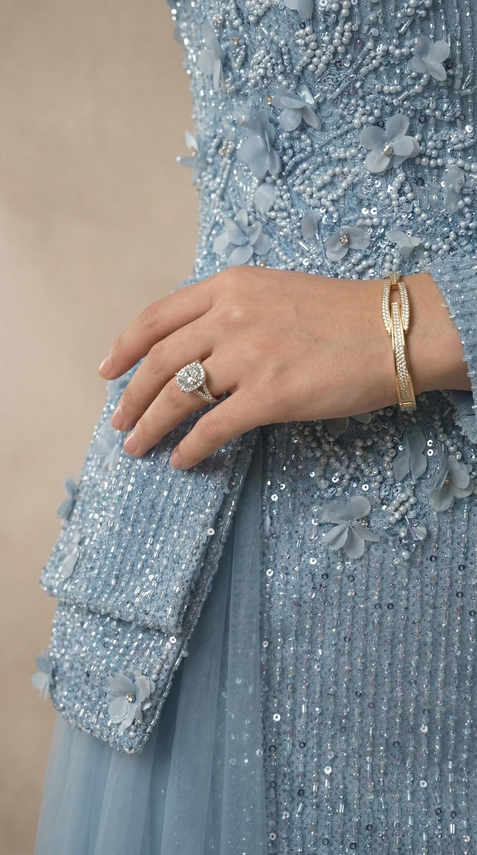 Tül Detaylı Payet İşlemeli Mavi Abiye Elbise