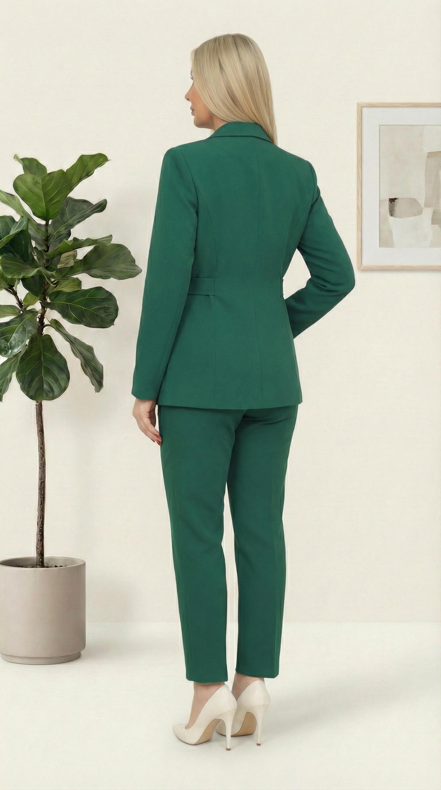 Kemar Detaylı Sade Yeşil İkili Pantolonlu Takım