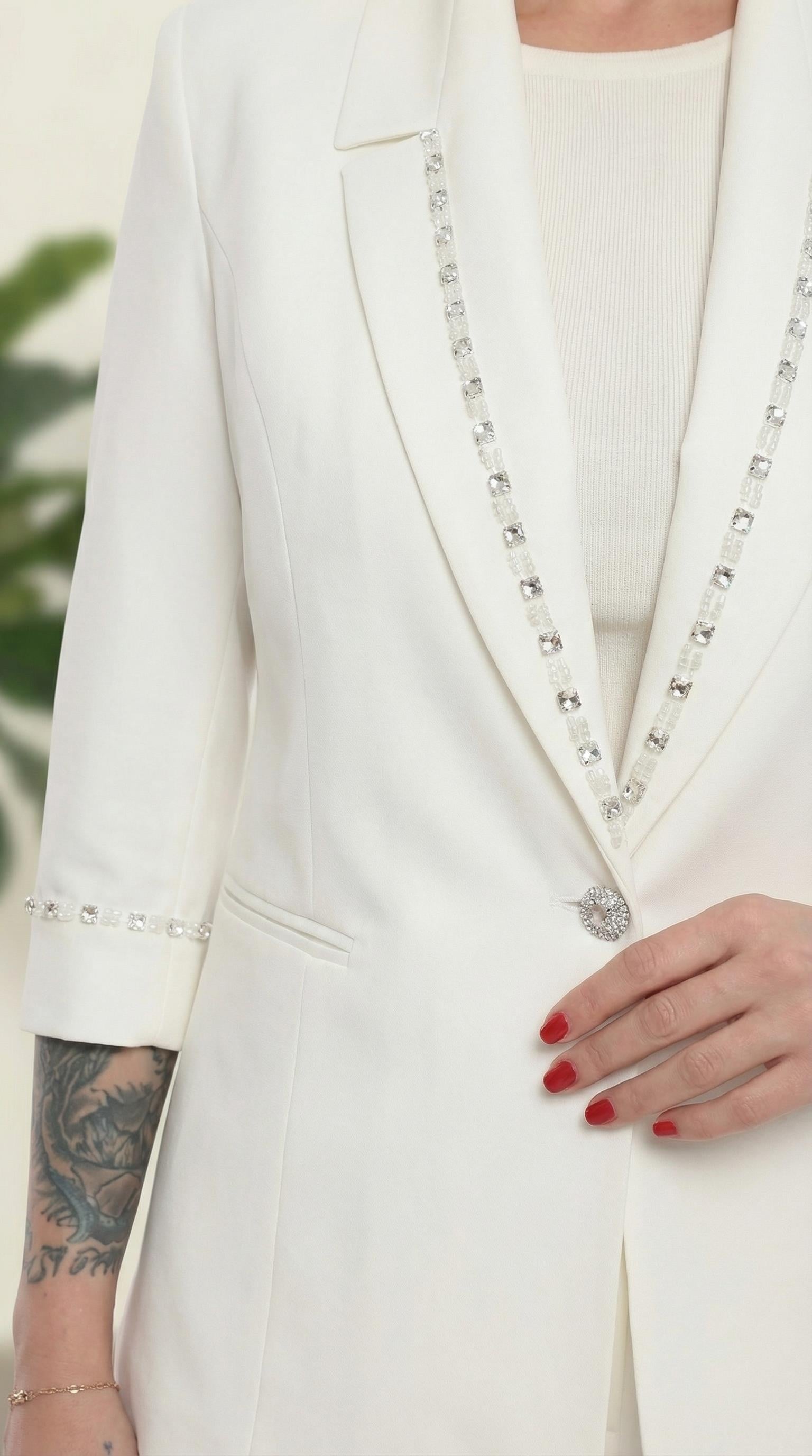 Şık Taş Detaylı Sade Zarif Beyaz Pantolonlu İkili Takım