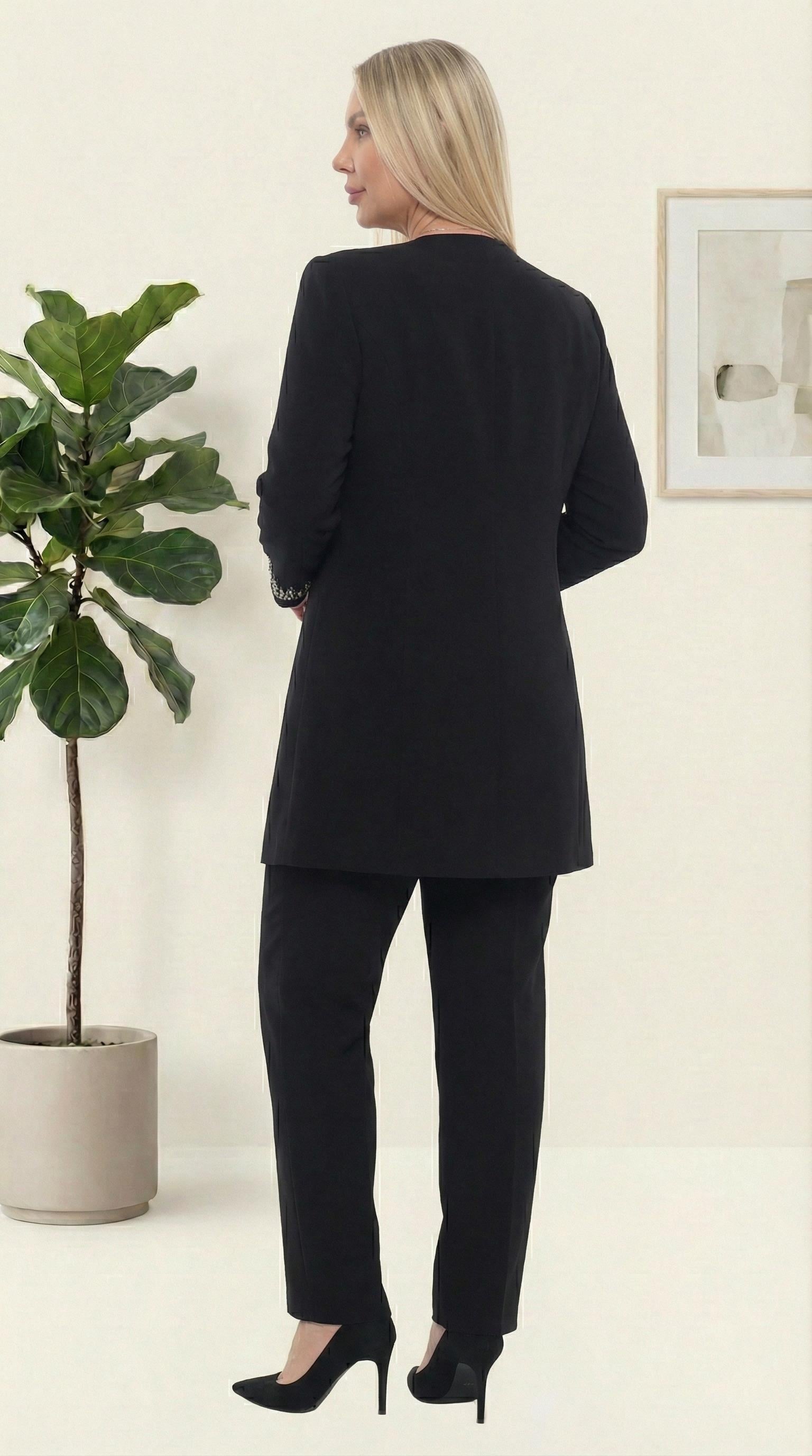 Ceket Önü Zarif Taş İşlemeli Siyah Üçlü Pantolonlu Takım