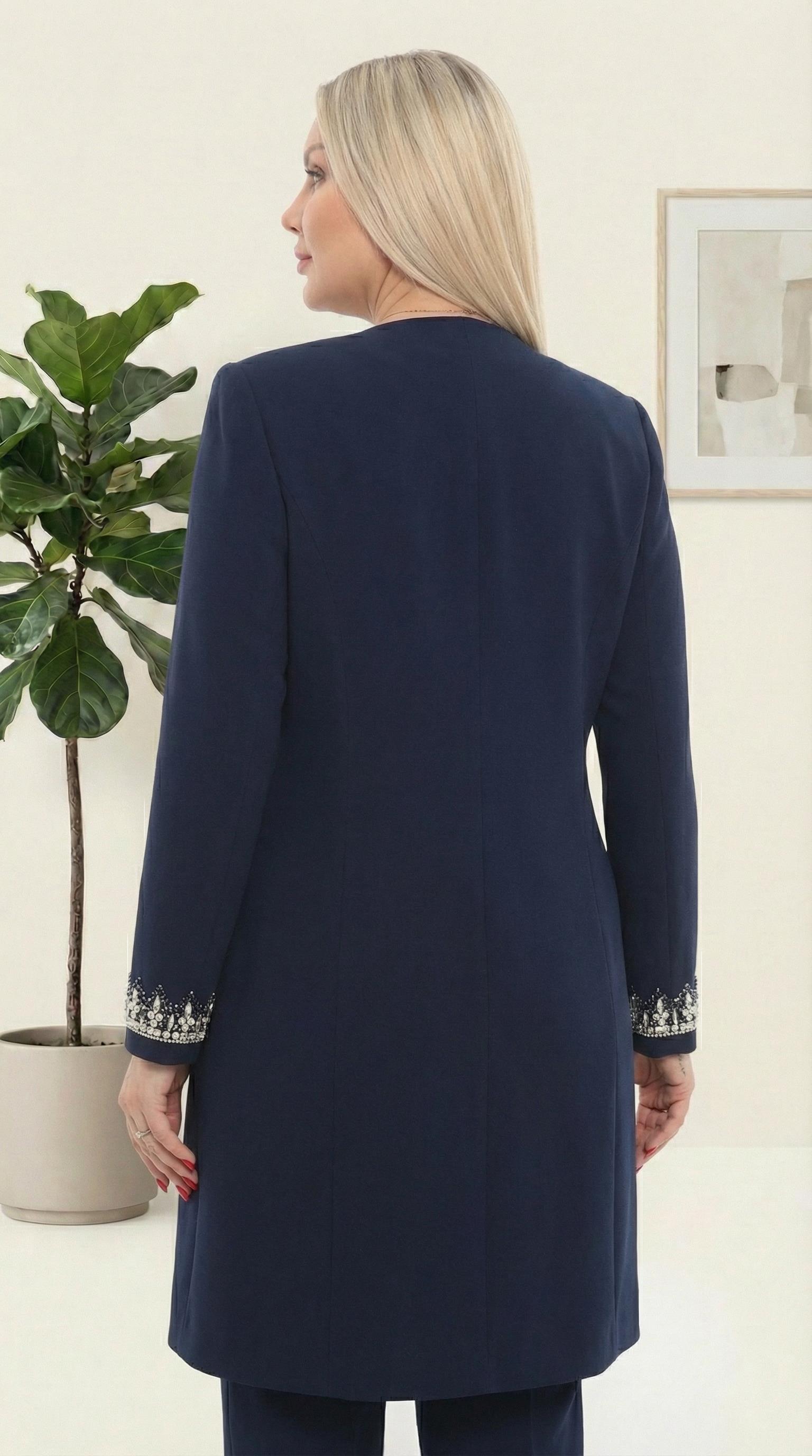 Ceket Önü Zarif Taş İşlemeli Lacivert Üçlü Pantolonlu Takım