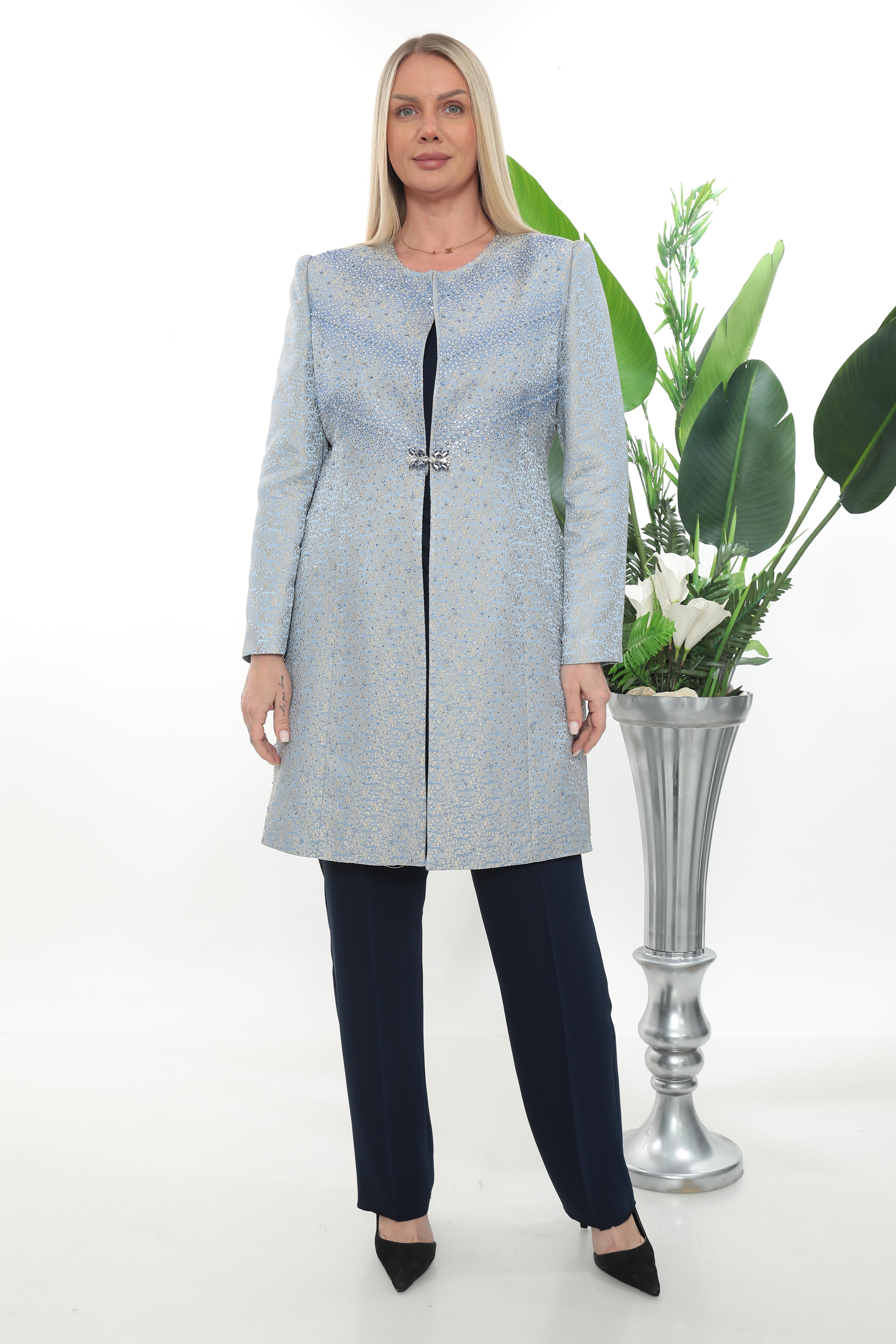 Ceketi Taş İşleme Detaylı Jakar Dokumalı Lacivert Üçlü Pantolonlu Takım