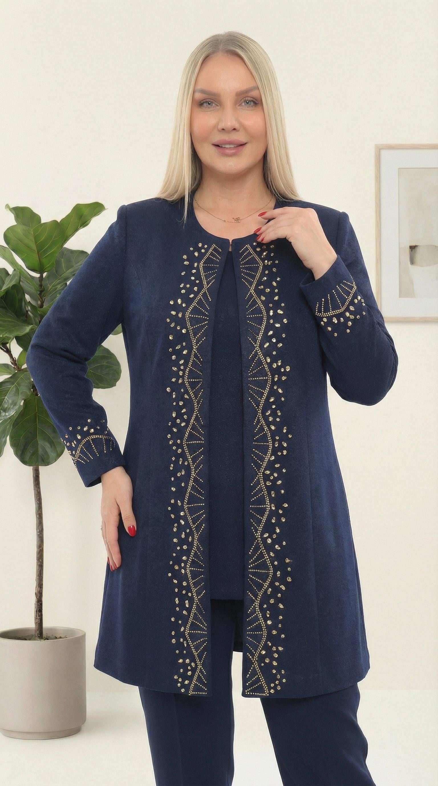 Lacivert Ceketİ Taş Detaylı Büyük Beden Üçlü Pantolonlu Takım