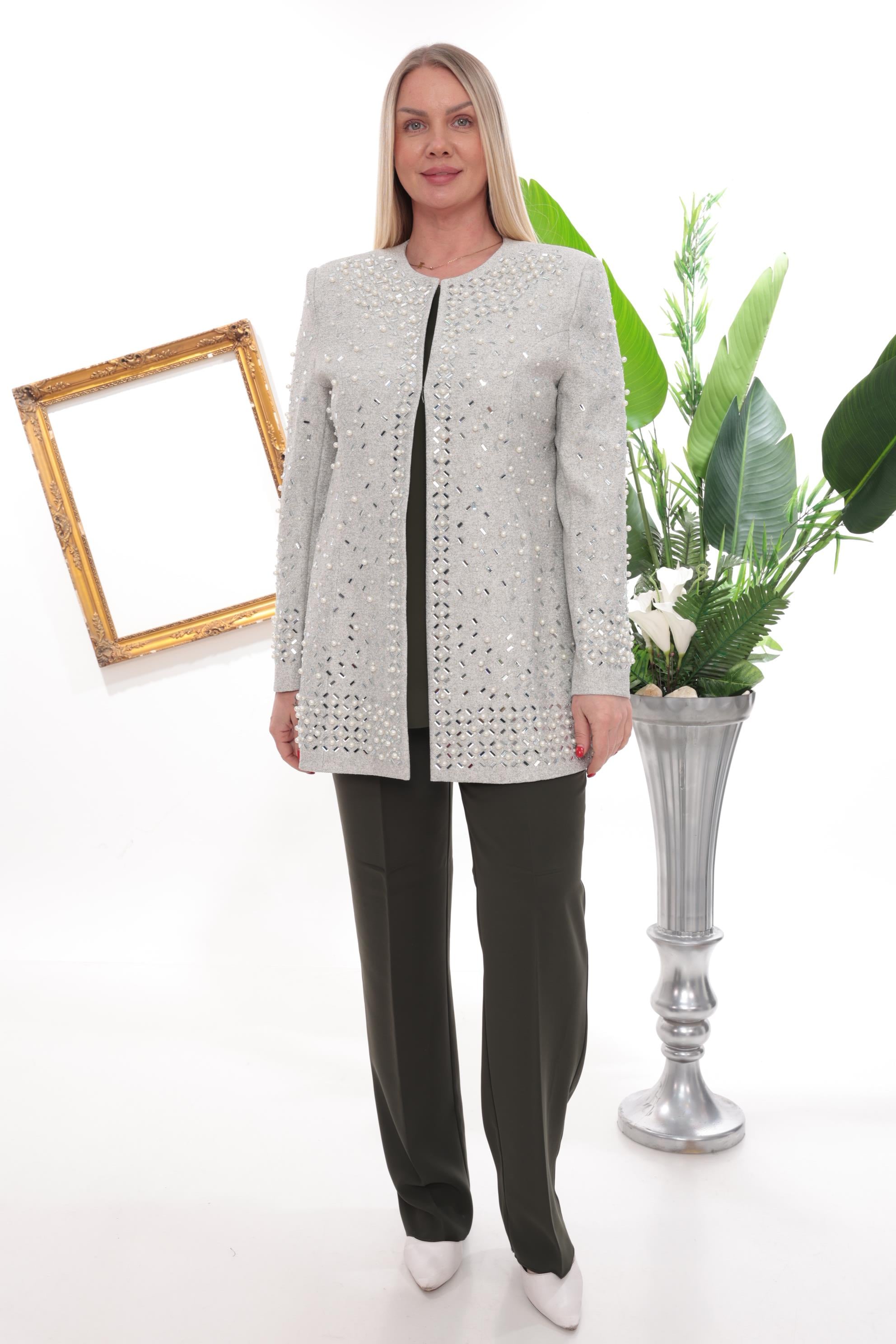 Uzun Kollu Ceketi Taş İşleme Detaylı Haki Üçlü Pantolonlu Takım