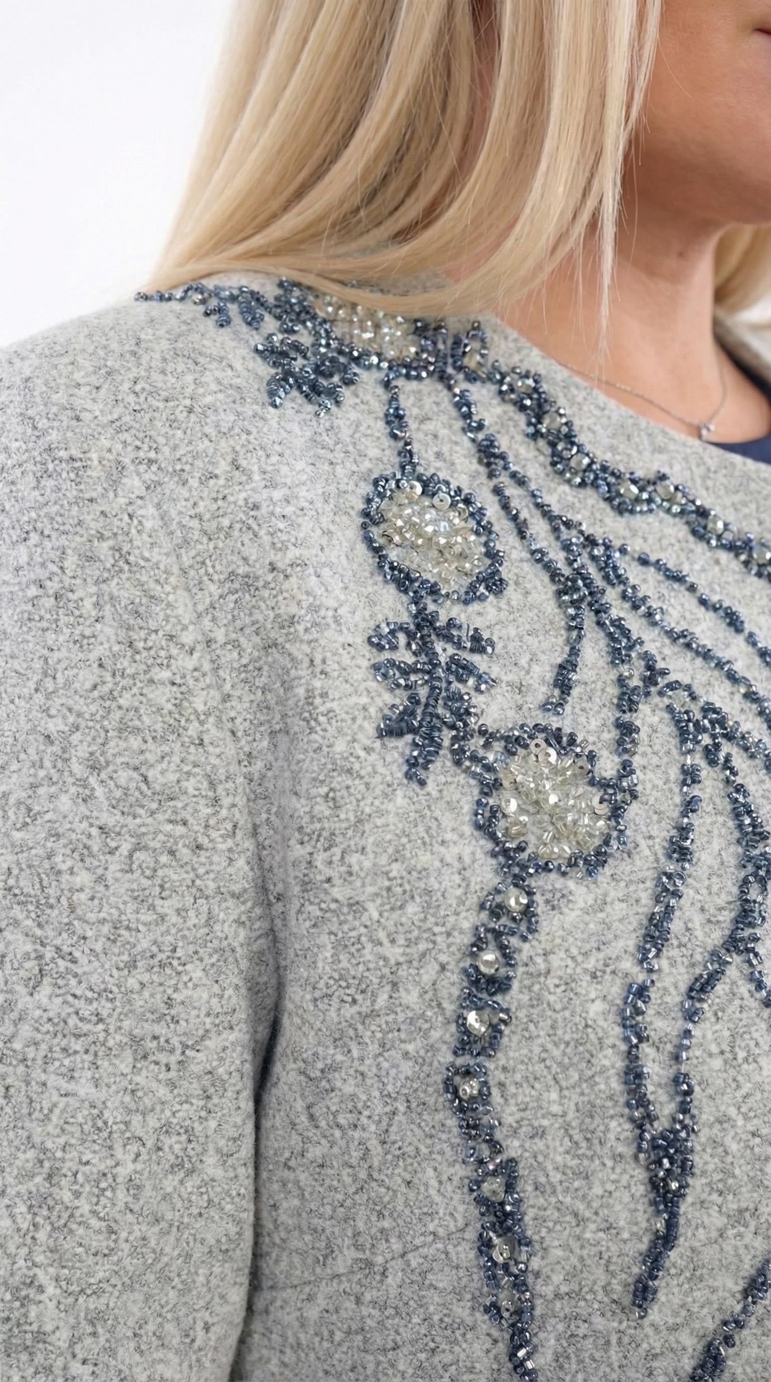 Zarif Taş İşlemeli Büyük Beden Lacivert Üçlü Pantolonlu Takım